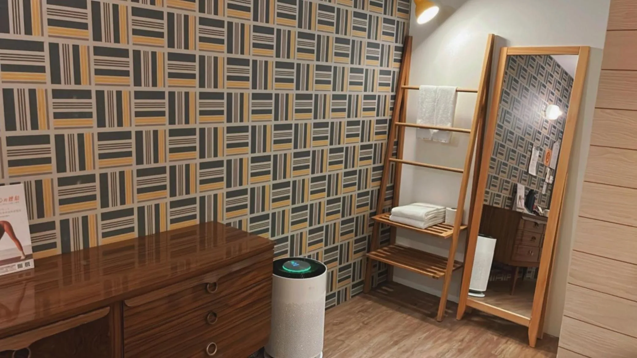 Photo of the whole room in Chill Roof Hotel