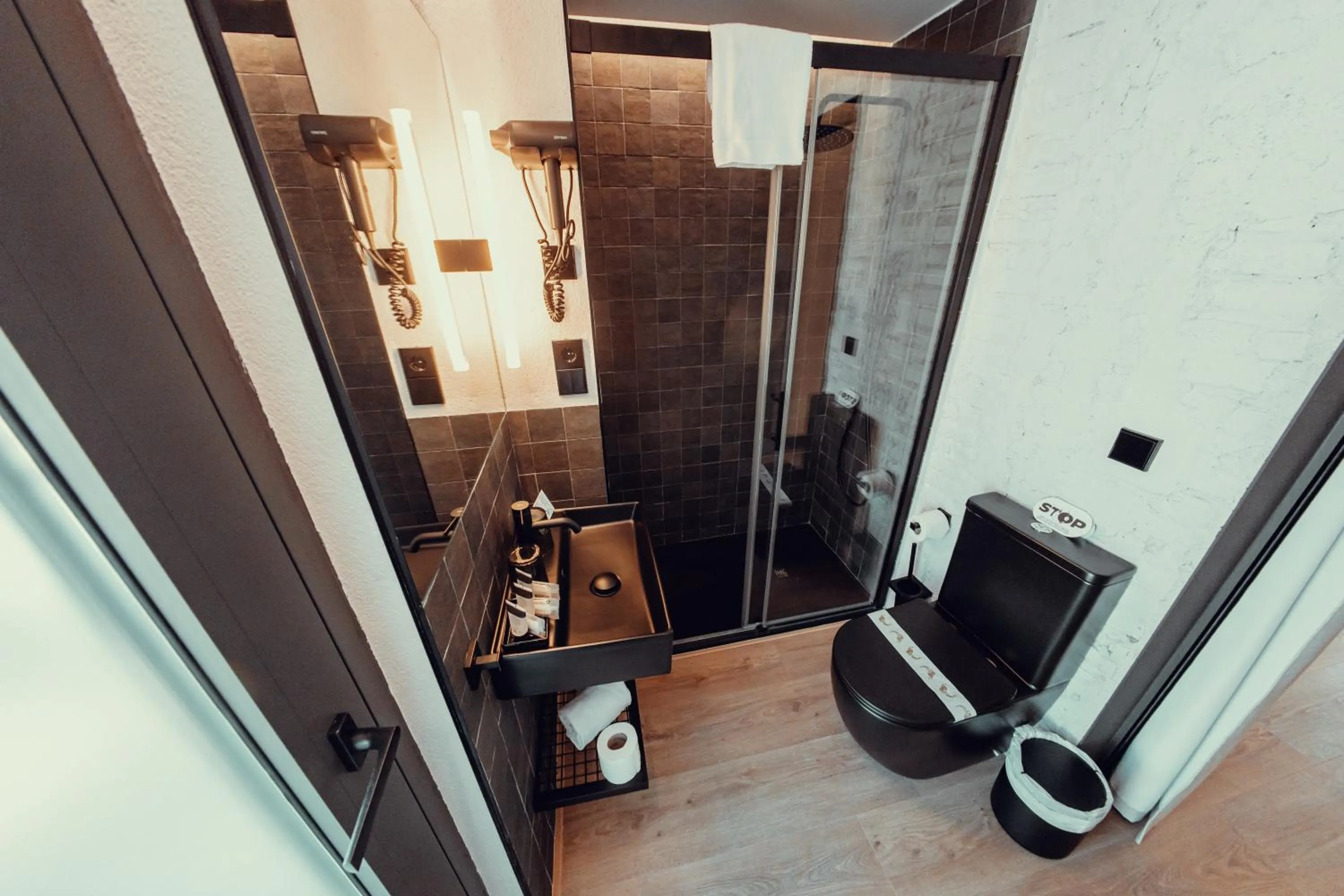 Bathroom in Hotel Transit