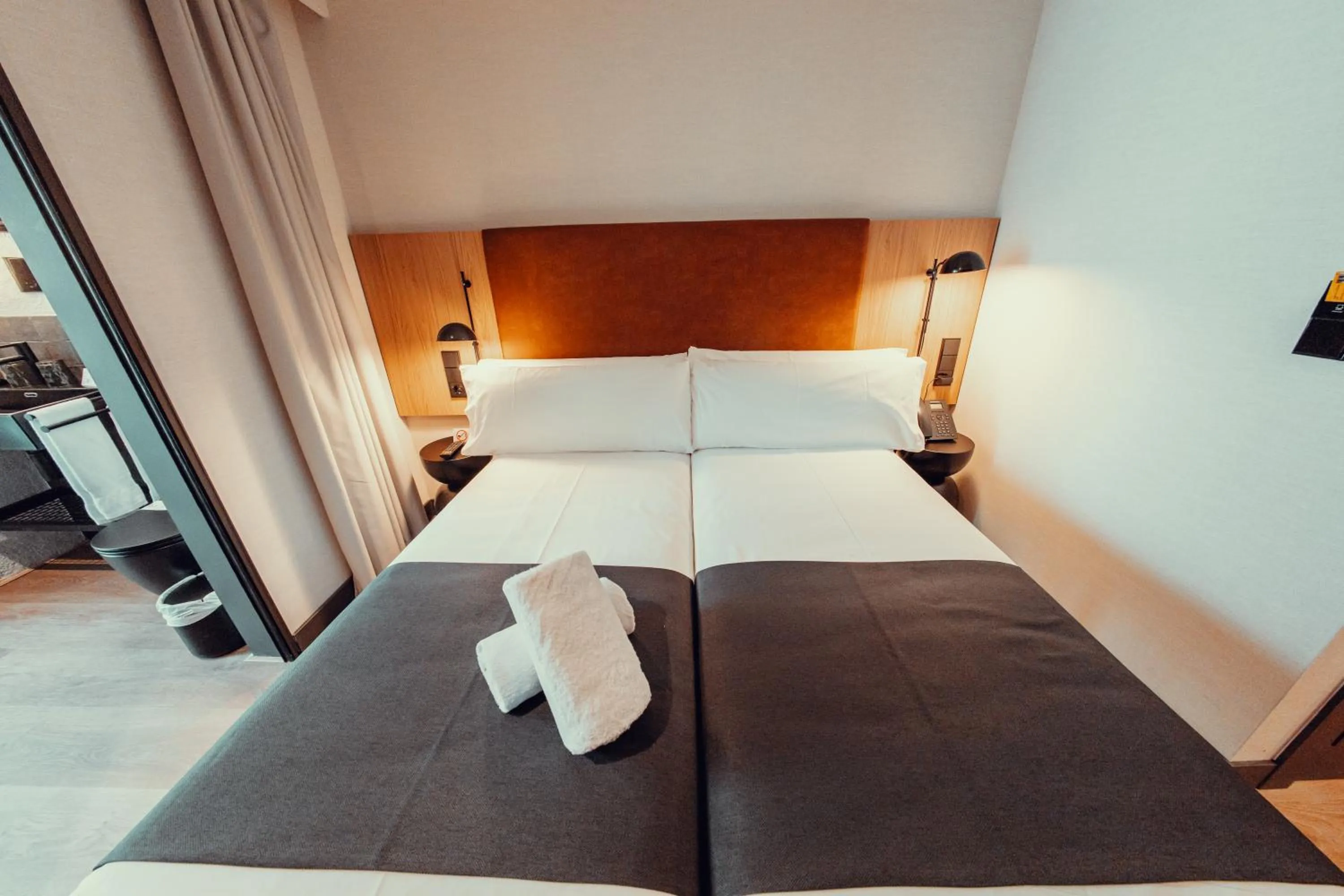 Bed in Hotel Transit