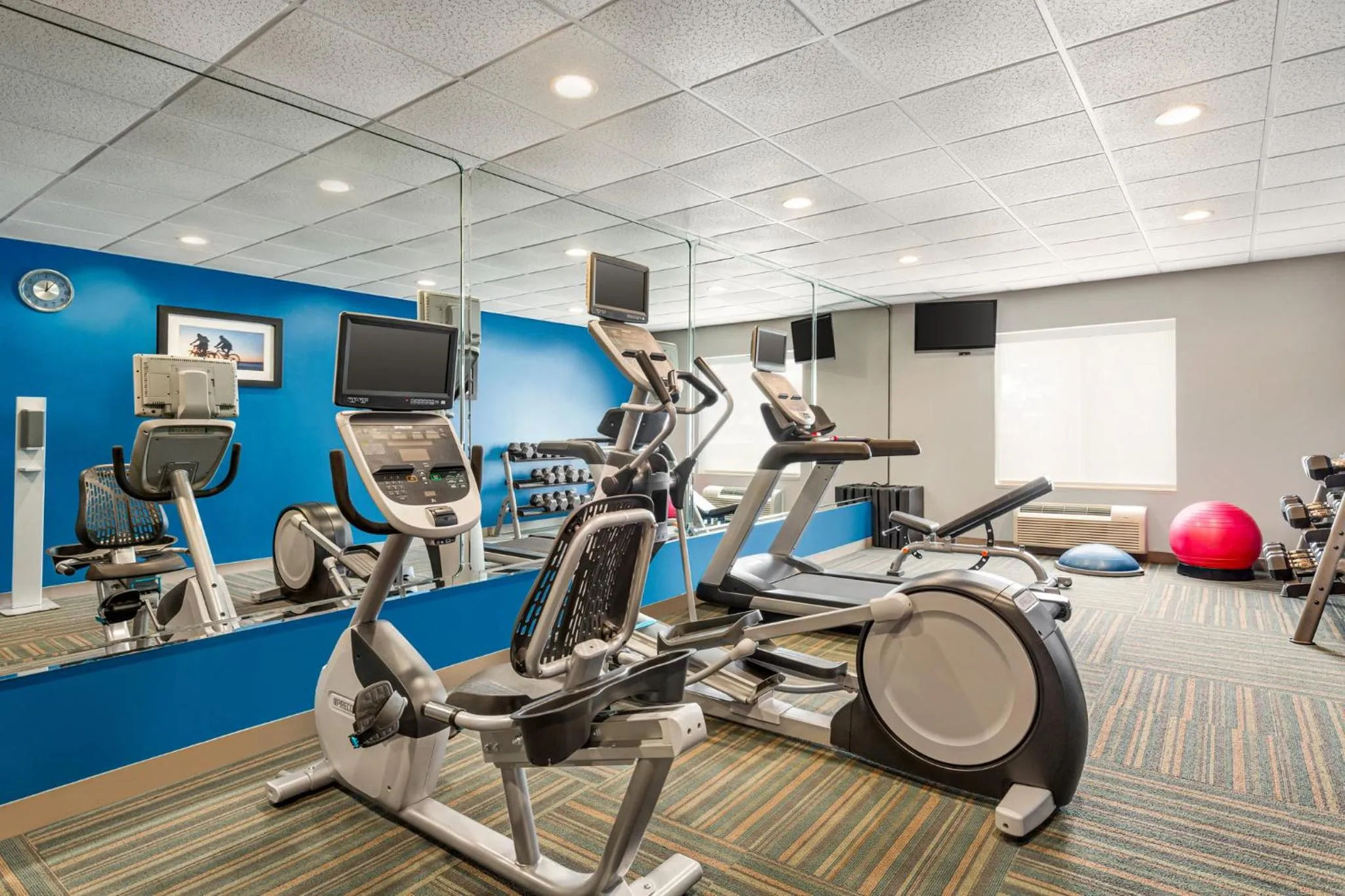 Fitness centre/facilities in Holiday Inn Express Hotel & Suites Live Oak by IHG
