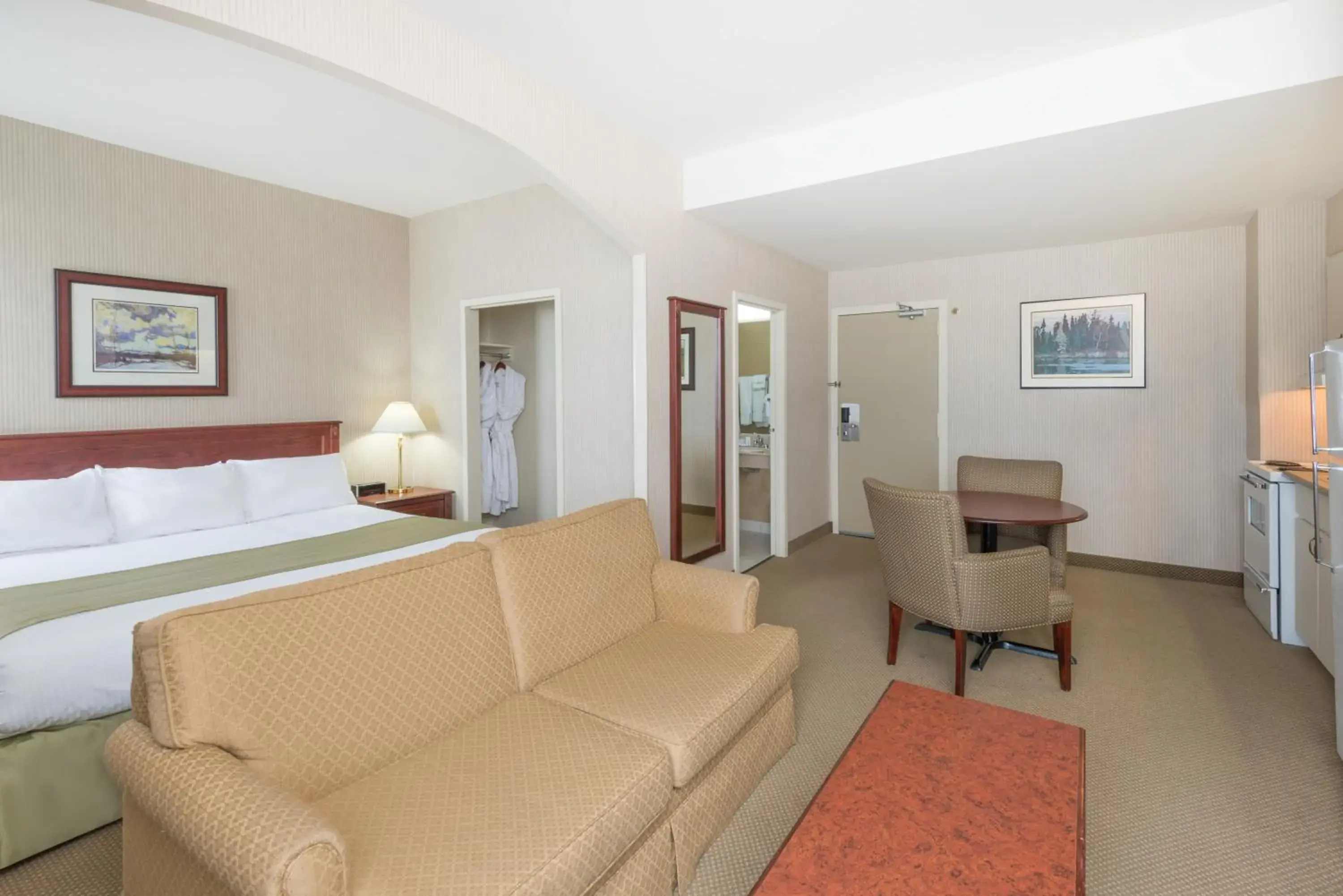 Junior Suite in Ramada by Wyndham St. John's Junior Suite in Ramada by Wyndham St. John's
