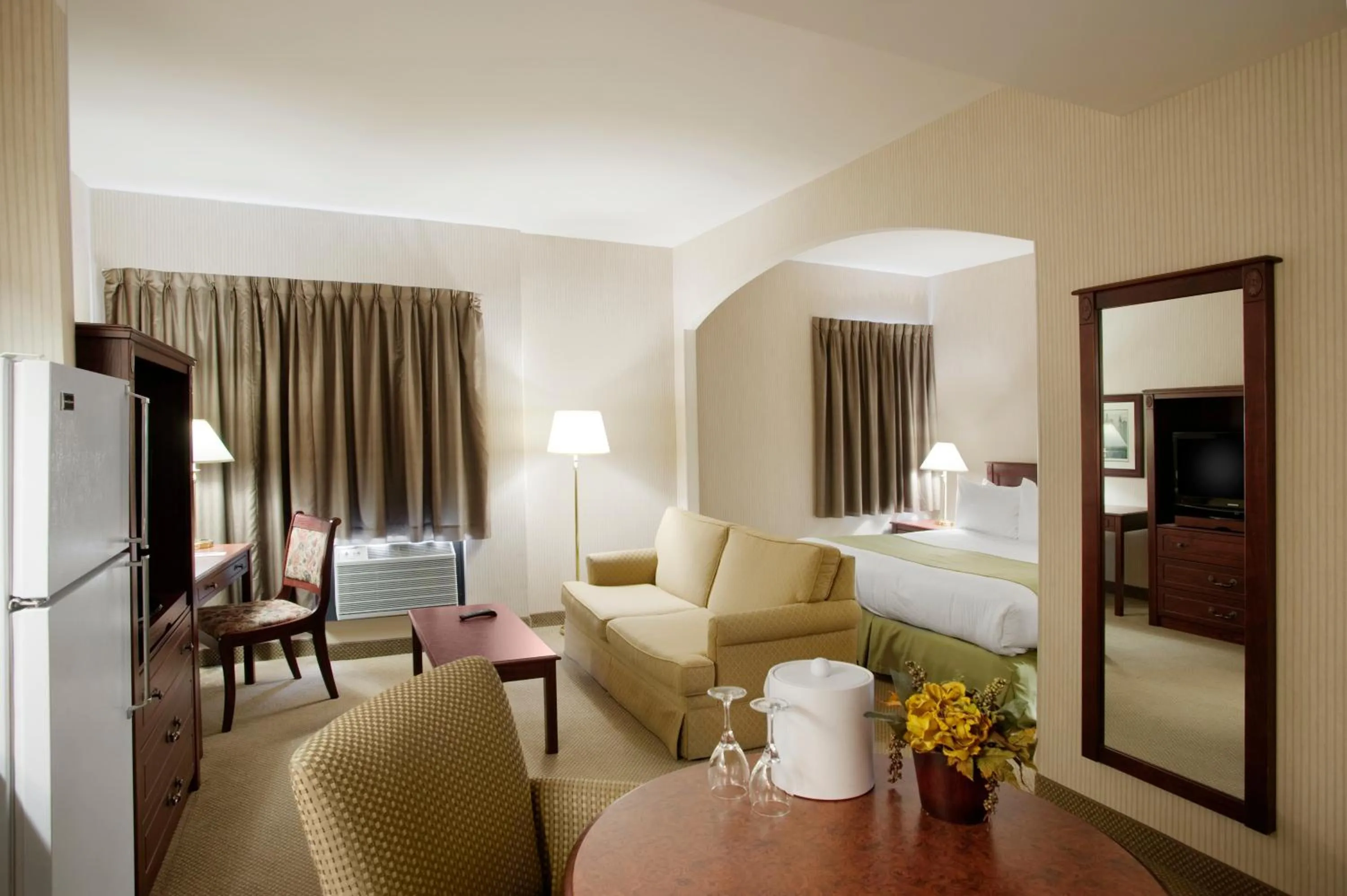 Photo of the whole room, Bed in Ramada by Wyndham St. John's