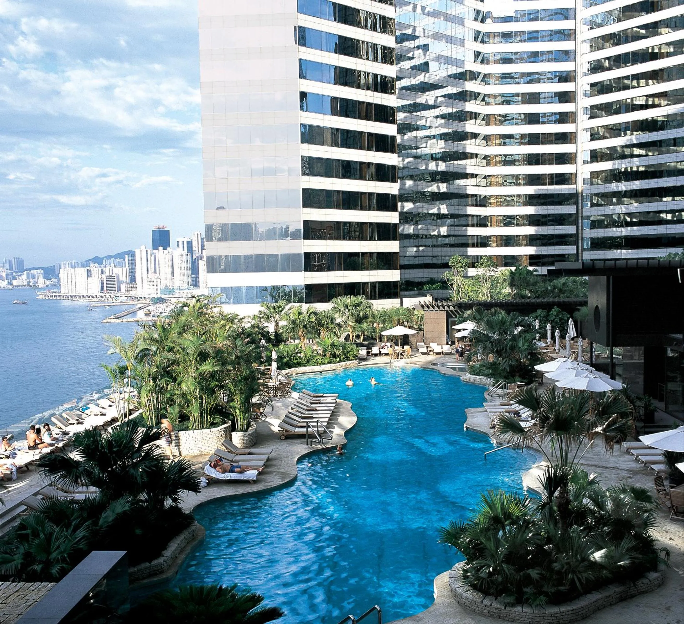 Swimming pool in Renaissance Hong Kong Harbour View Hotel