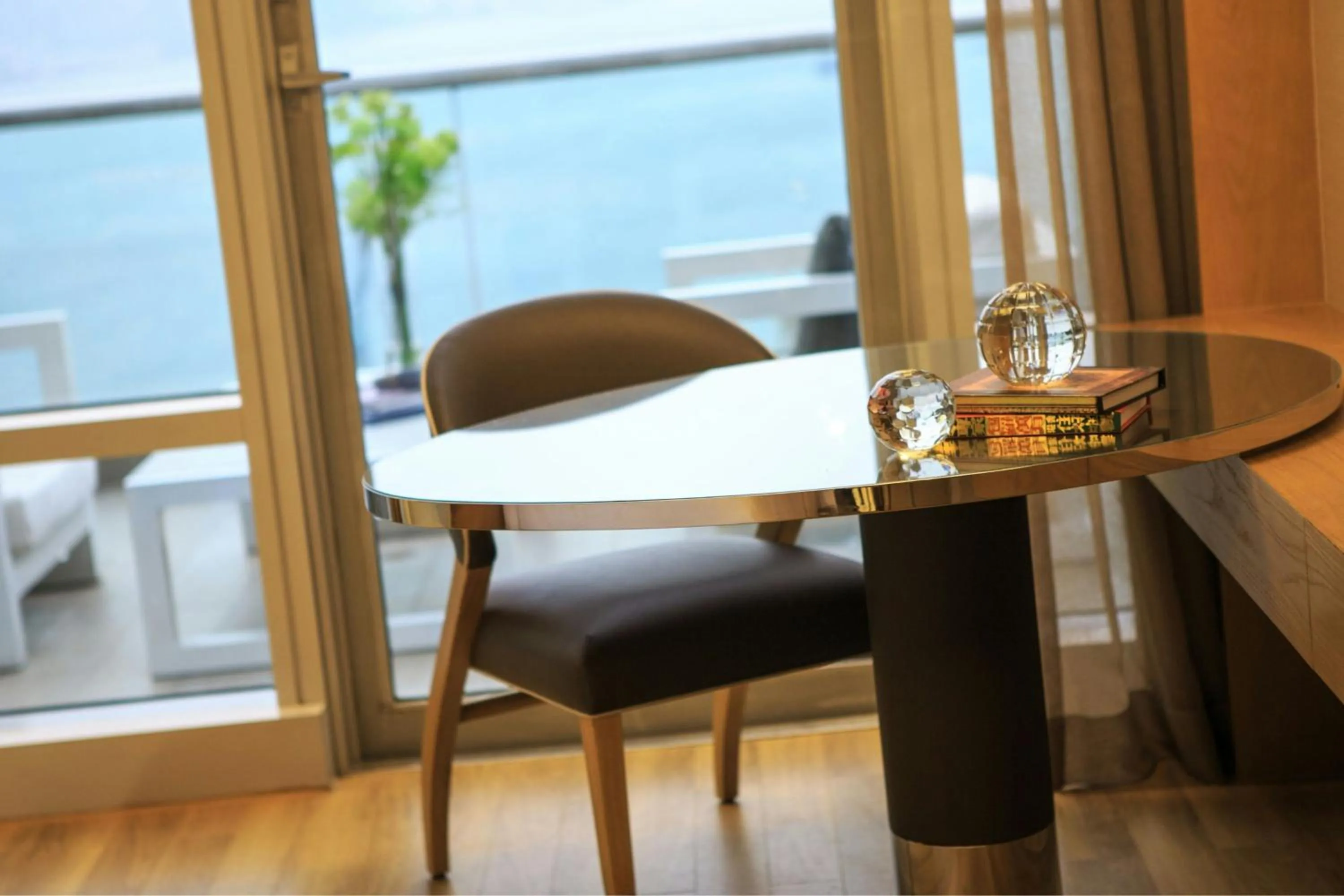 Photo of the whole room in Renaissance Hong Kong Harbour View Hotel