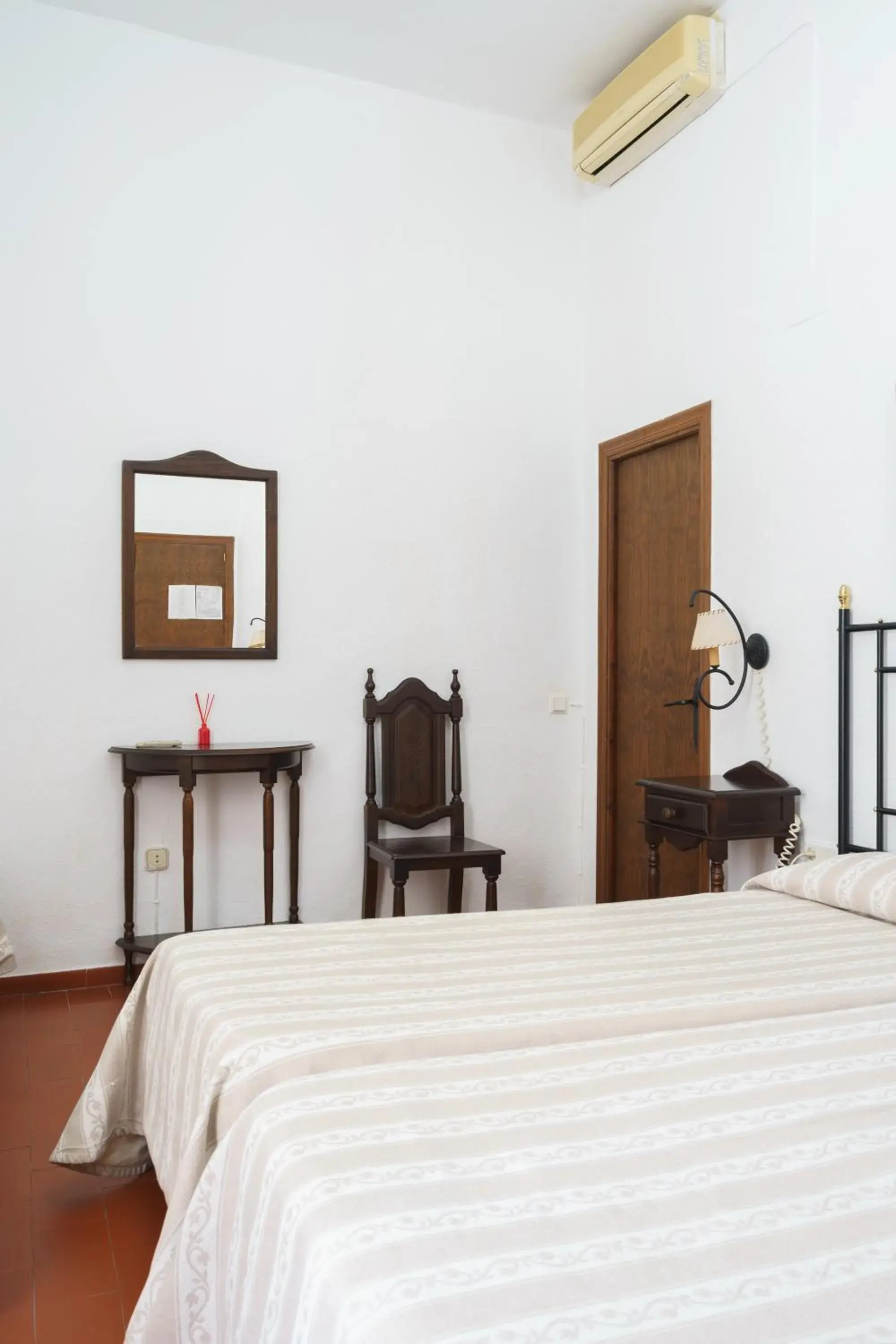 Triple Room in Hotel Marqués de Torresoto by Vivere Stays Triple Room in Hotel Marqués de Torresoto by Vivere Stays