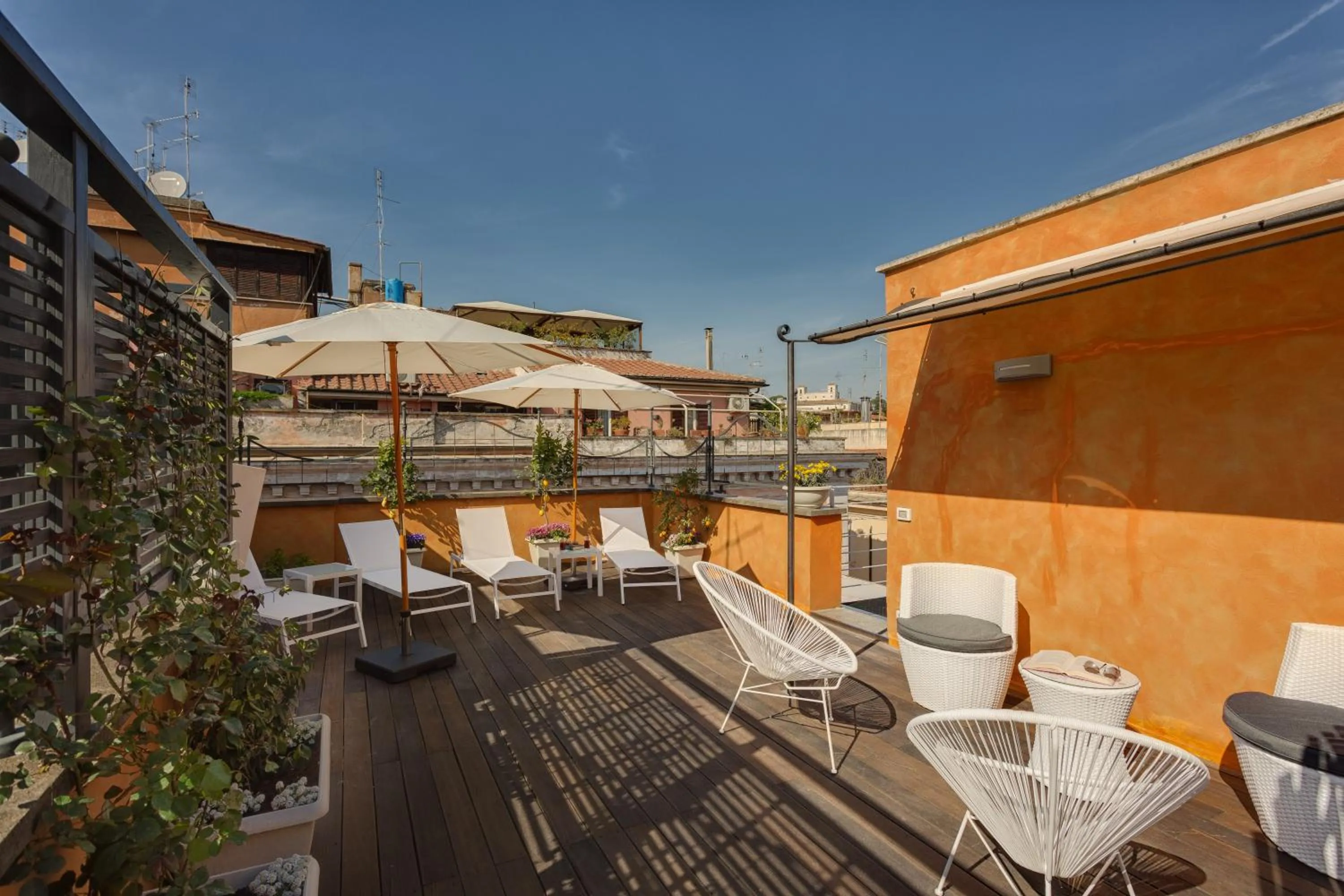 Patio in Shali Luxury Suite Spagna