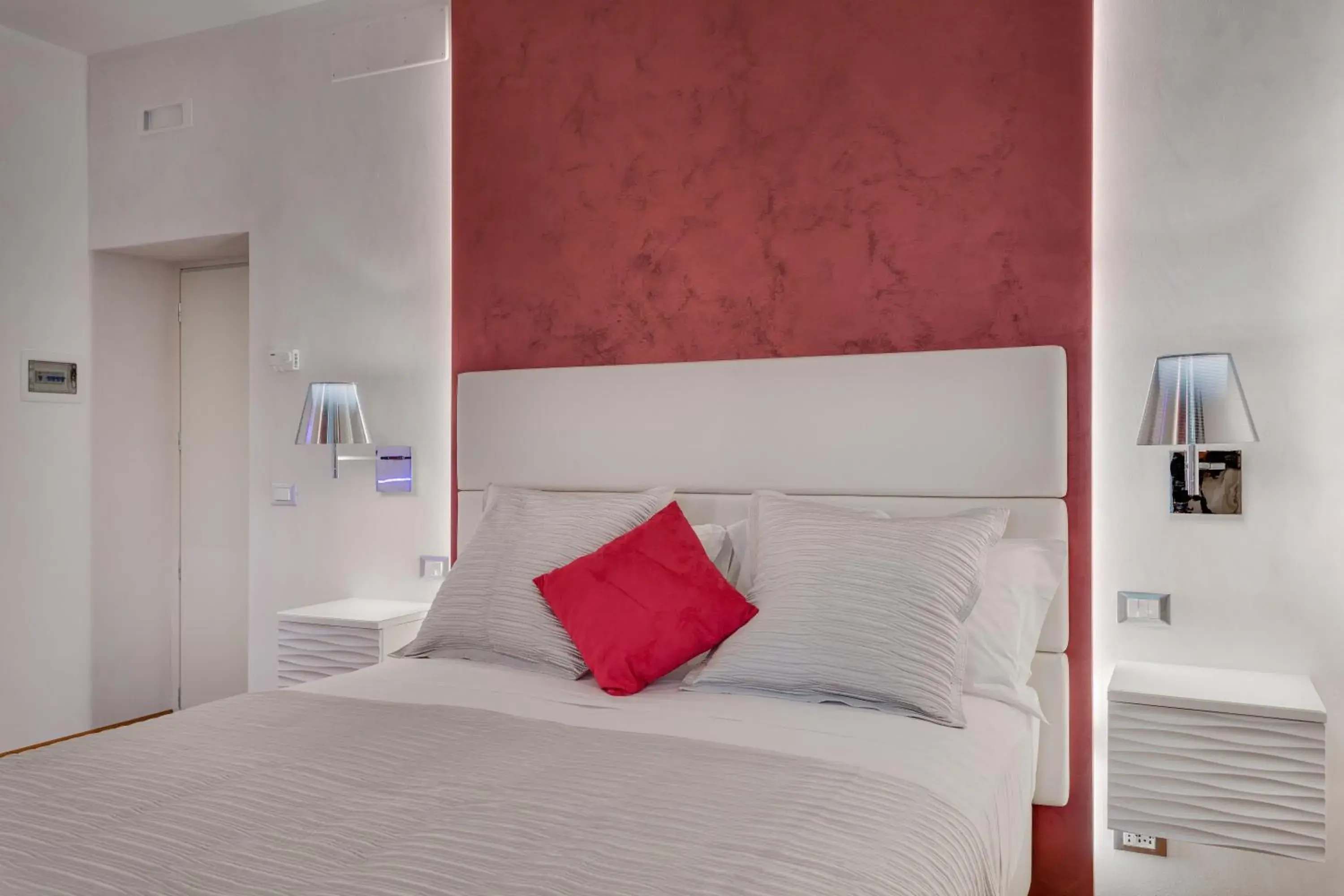 Double or Twin Room with Extra Bed in Shali Luxury Suite Spagna Double or Twin Room with Extra Bed in Shali Luxury Suite Spagna