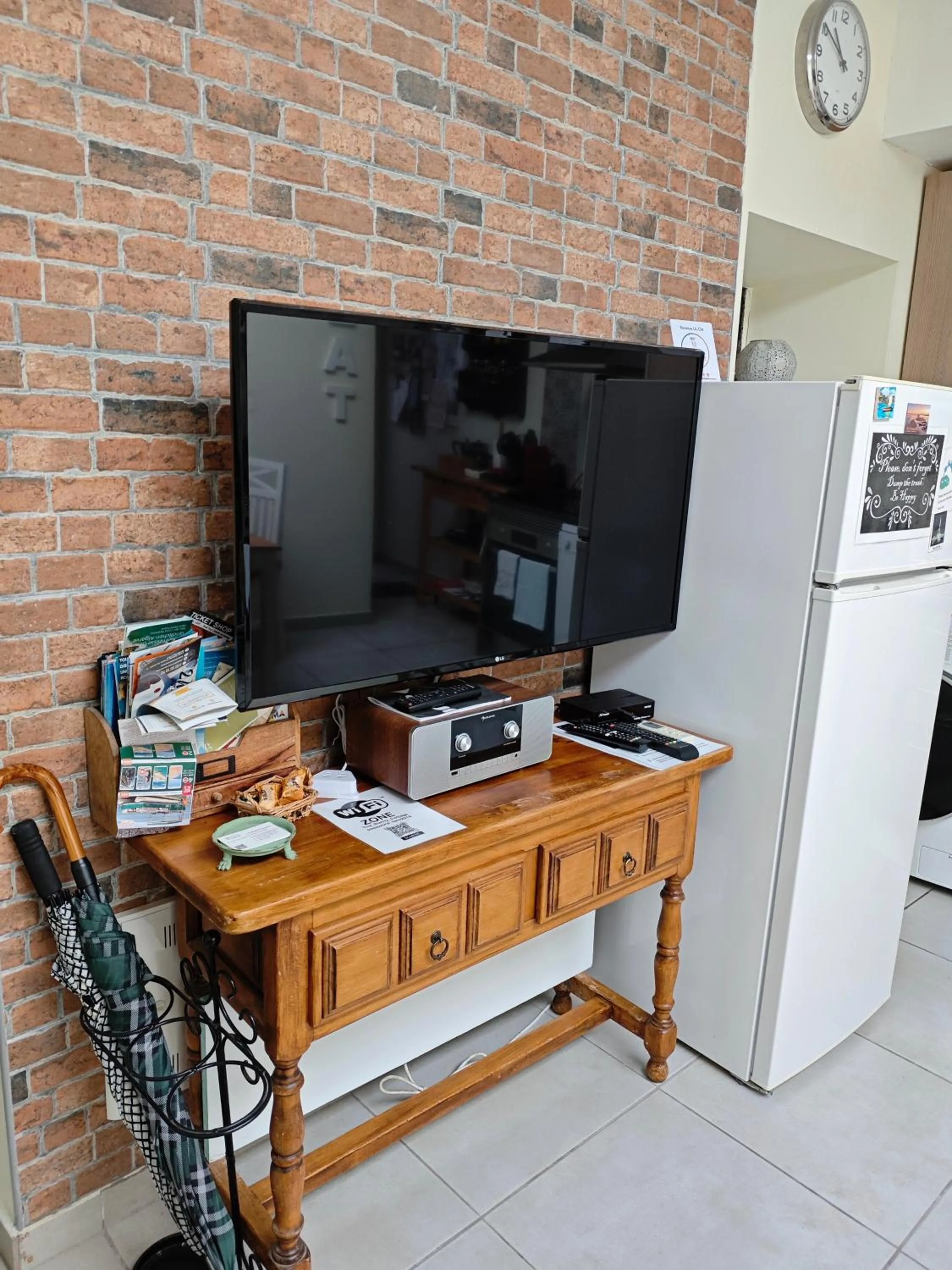 TV and multimedia in The Sunny Cottage by Freetimealgarve