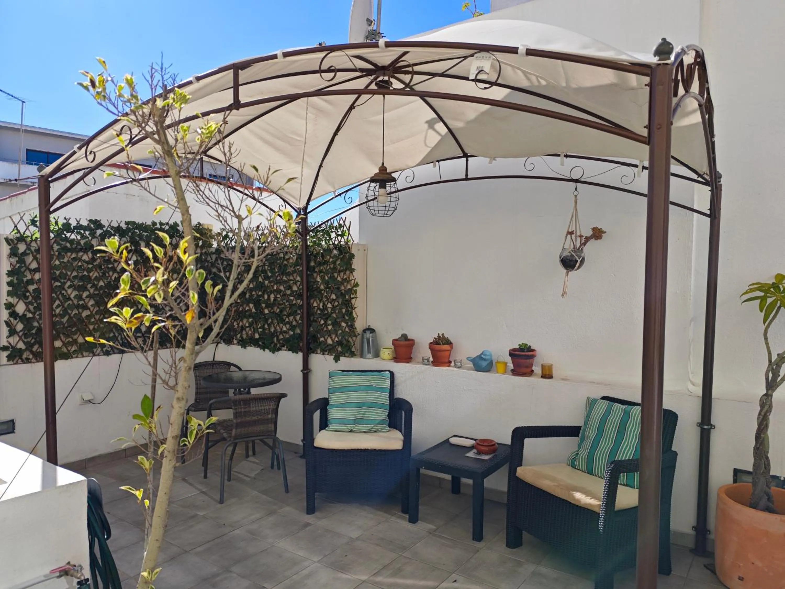 Balcony/Terrace in The Sunny Cottage by Freetimealgarve