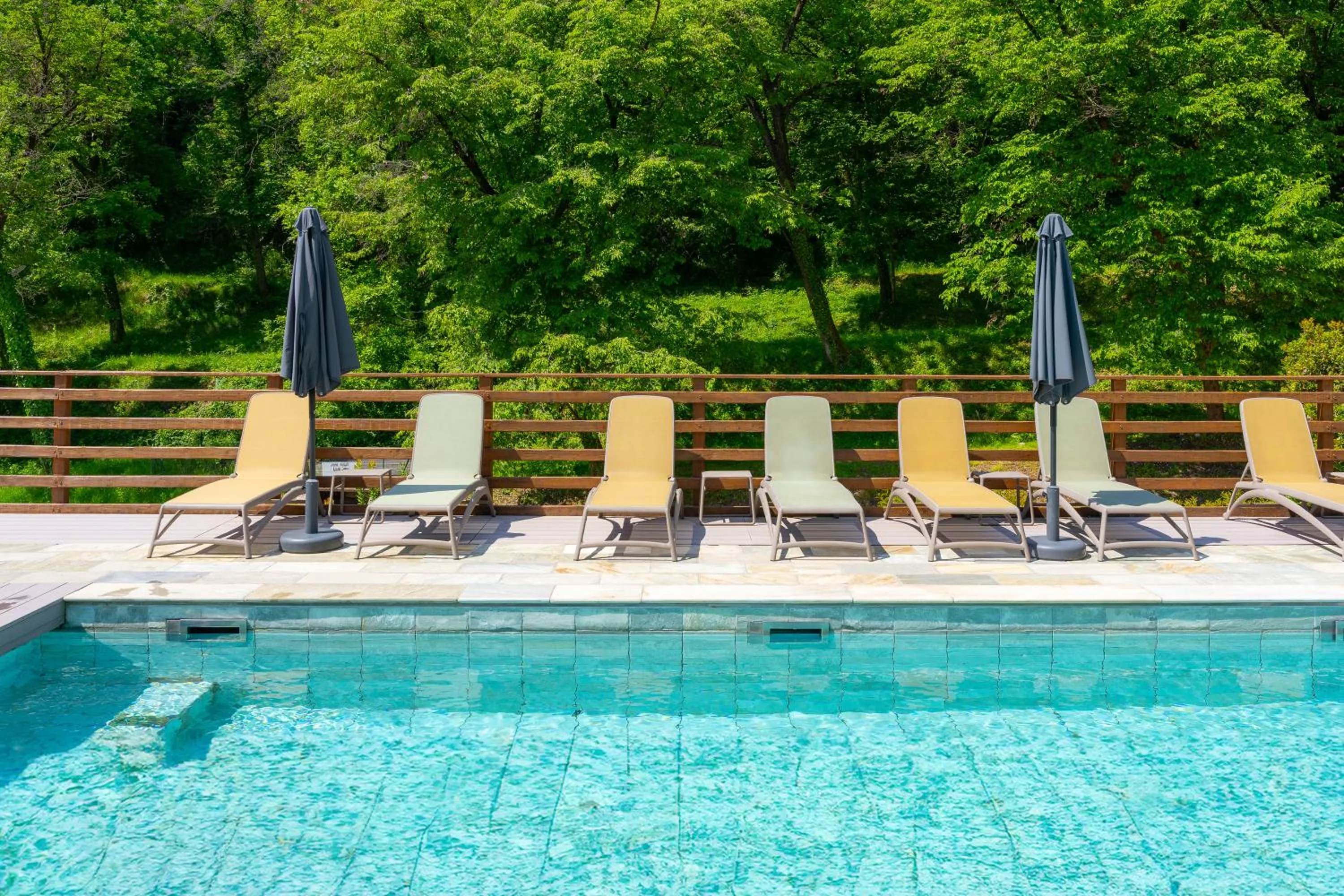 Swimming pool in Premignaga Natural Home