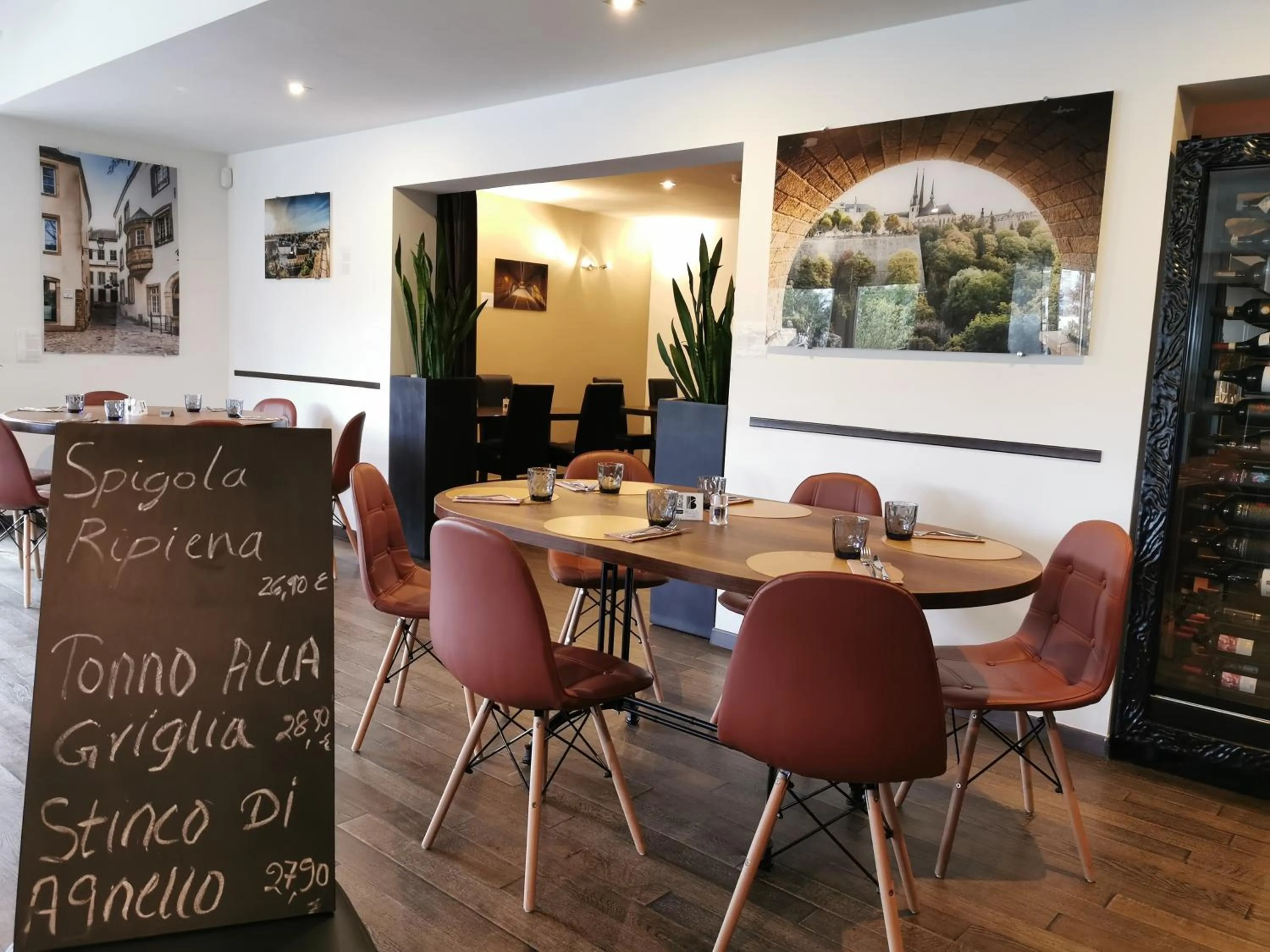 Restaurant/places to eat in BIVIUS Hotel Restaurant Luxembourg