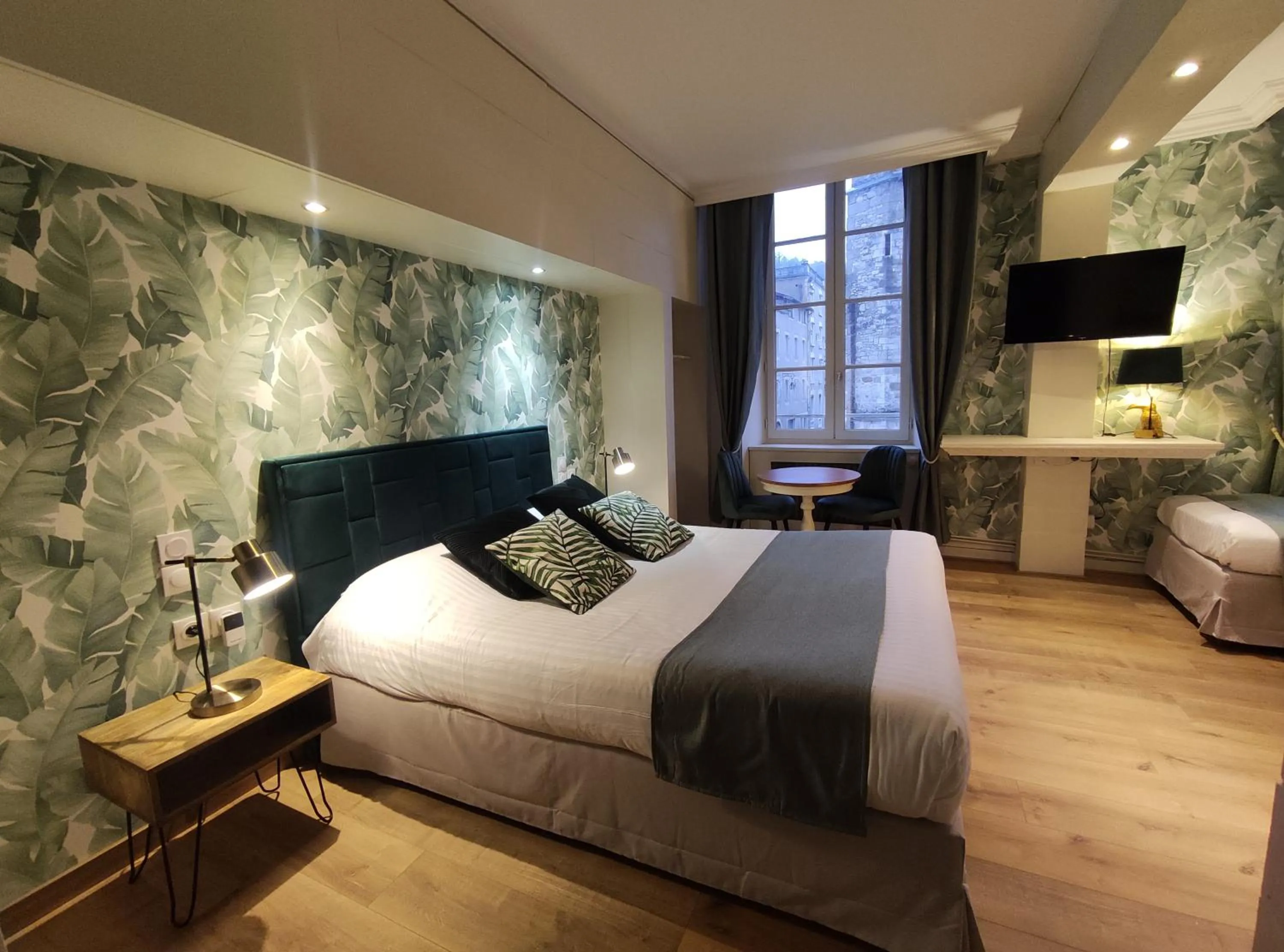 Bed in Le Pavillon Saint-Martin