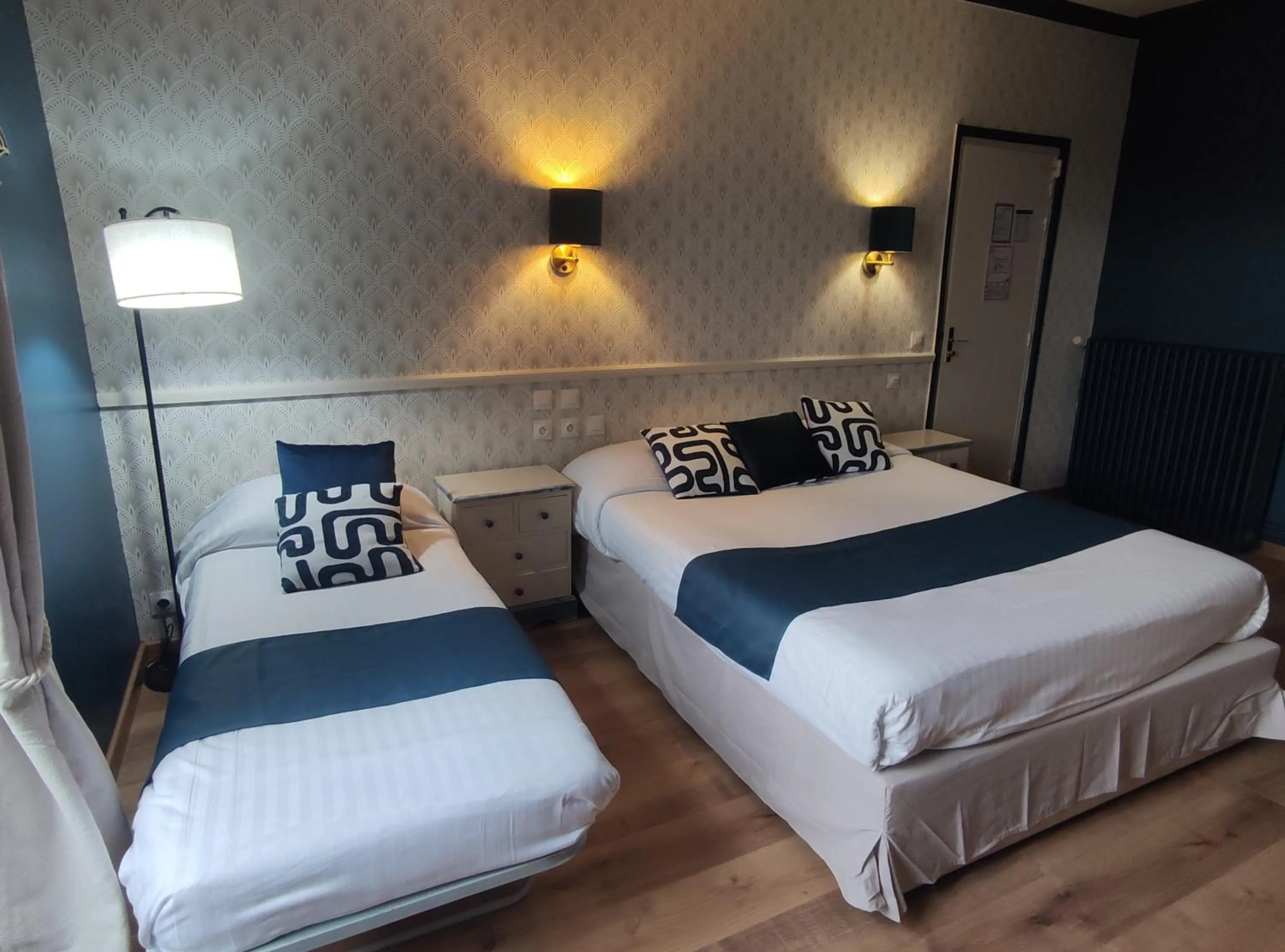 Bedroom, Bed in Le Pavillon Saint-Martin