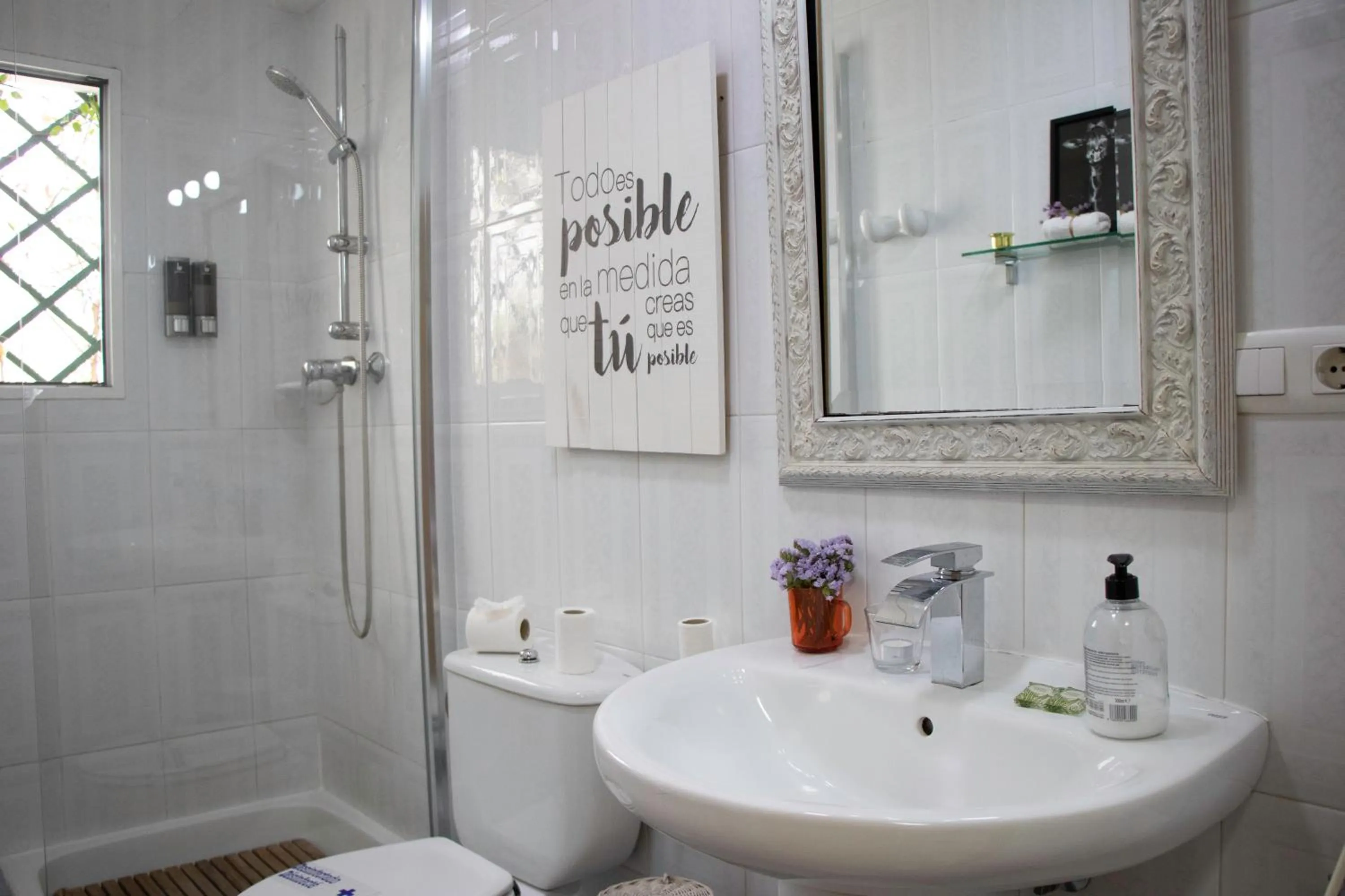 Bathroom in La Fonda Benissa, Grupo Terra de Mar, alojamientos con encanto