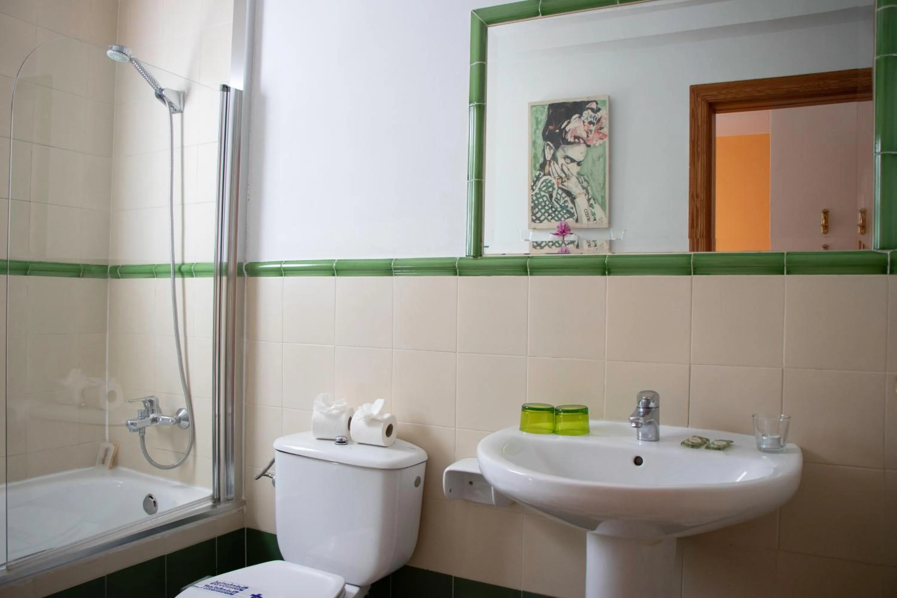 Bathroom in La Fonda Benissa, Grupo Terra de Mar, alojamientos con encanto