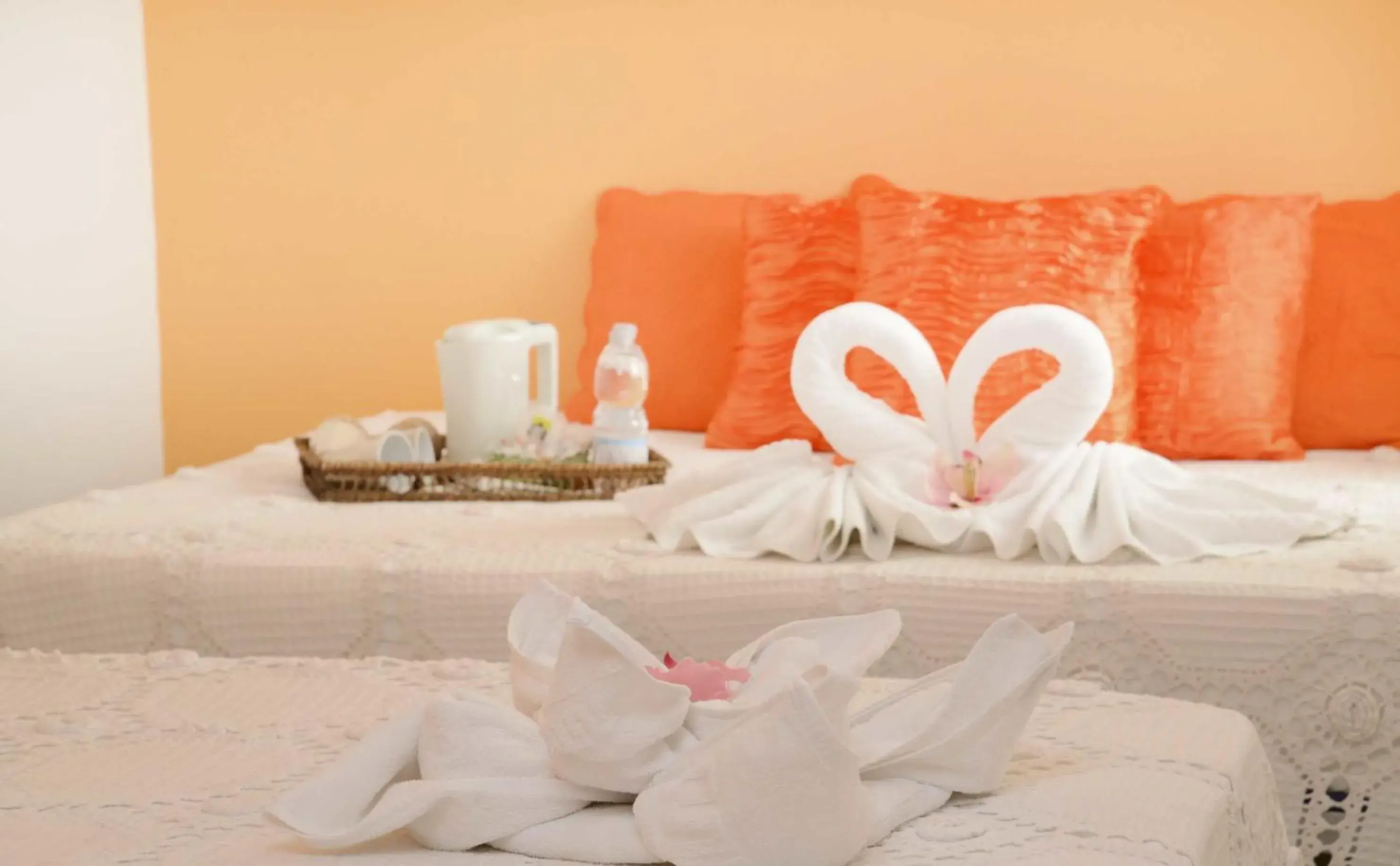 Quadruple Room with Shared Bathroom in La Fonda Benissa, Grupo Terra de Mar, alojamientos con encanto Quadruple Room with Shared Bathroom in La Fonda Benissa, Grupo Terra de Mar, alojamientos con encanto