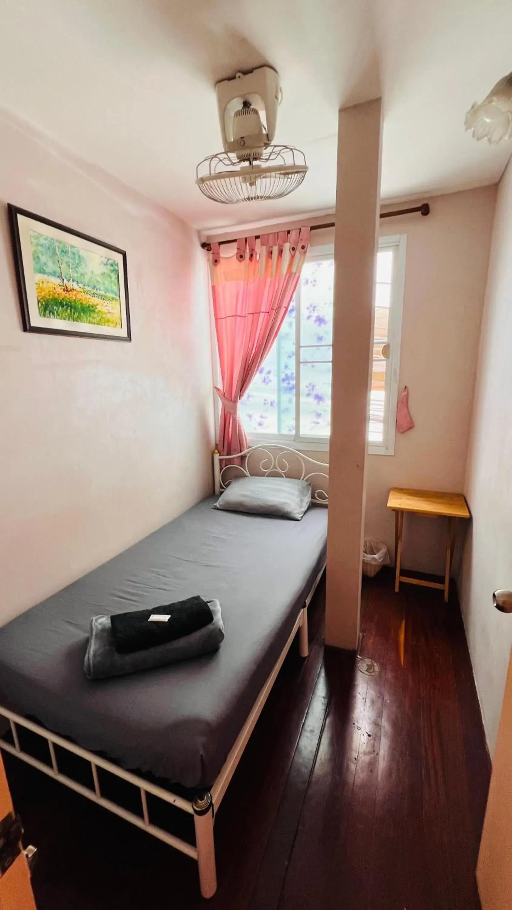 Single Room in Ricos Honey Place Guesthouse Single Room in Ricos Honey Place Guesthouse