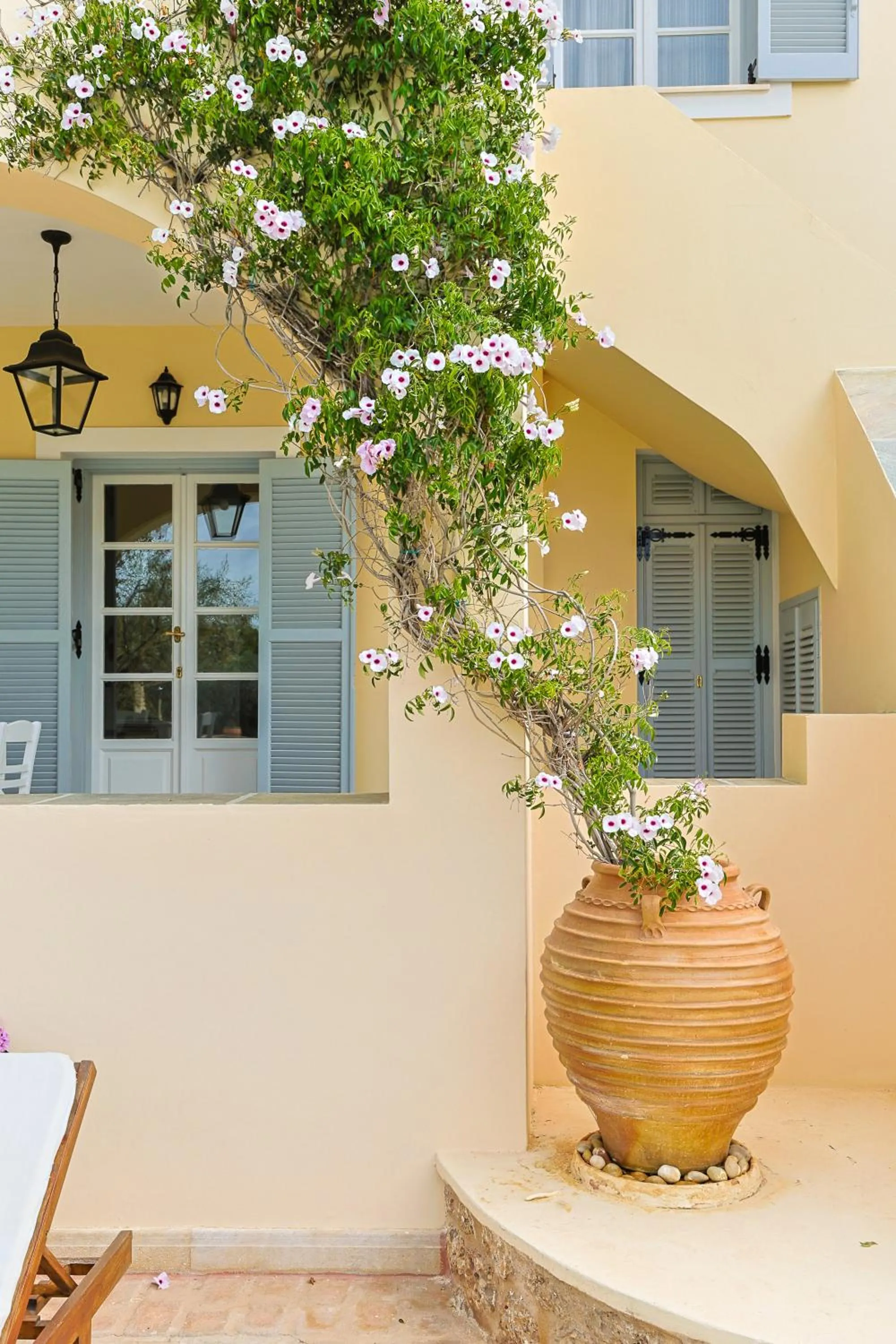 Facade/entrance in Villa Nika