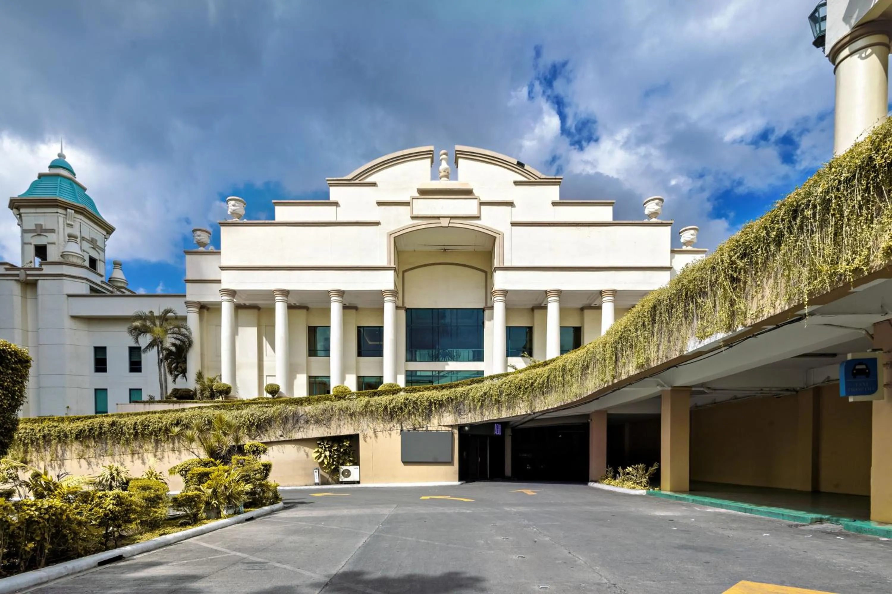 Property building in Waterfront Cebu City Hotel & Casino