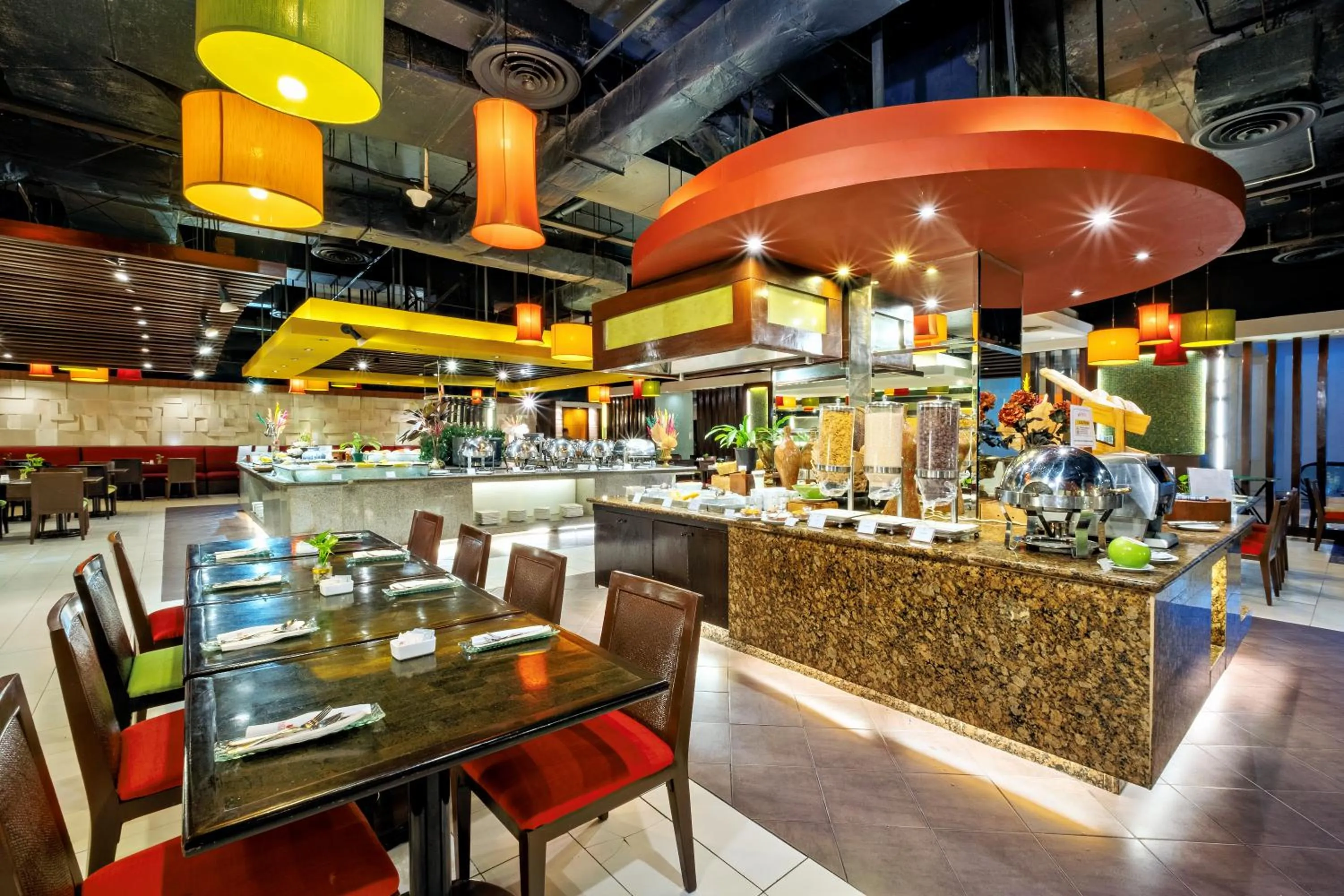 Restaurant/places to eat in Waterfront Cebu City Hotel & Casino