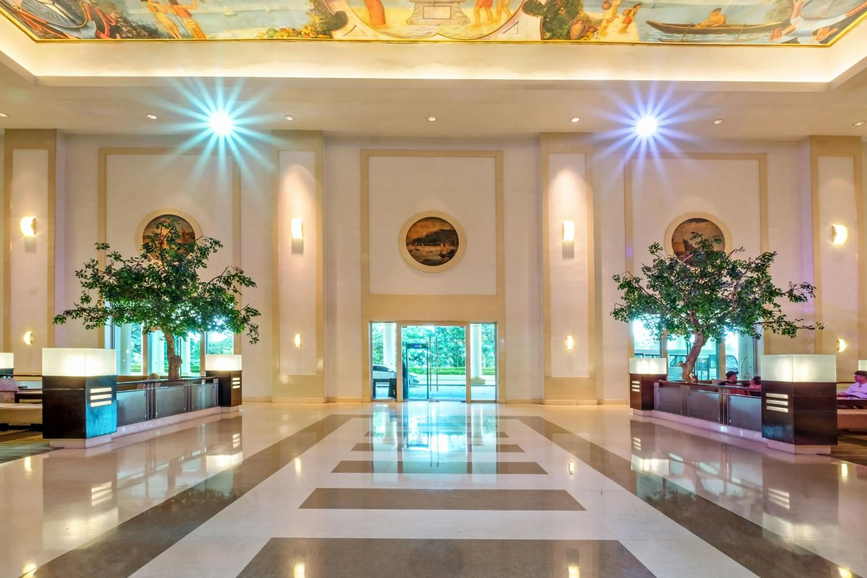 Lobby or reception in Waterfront Cebu City Hotel & Casino