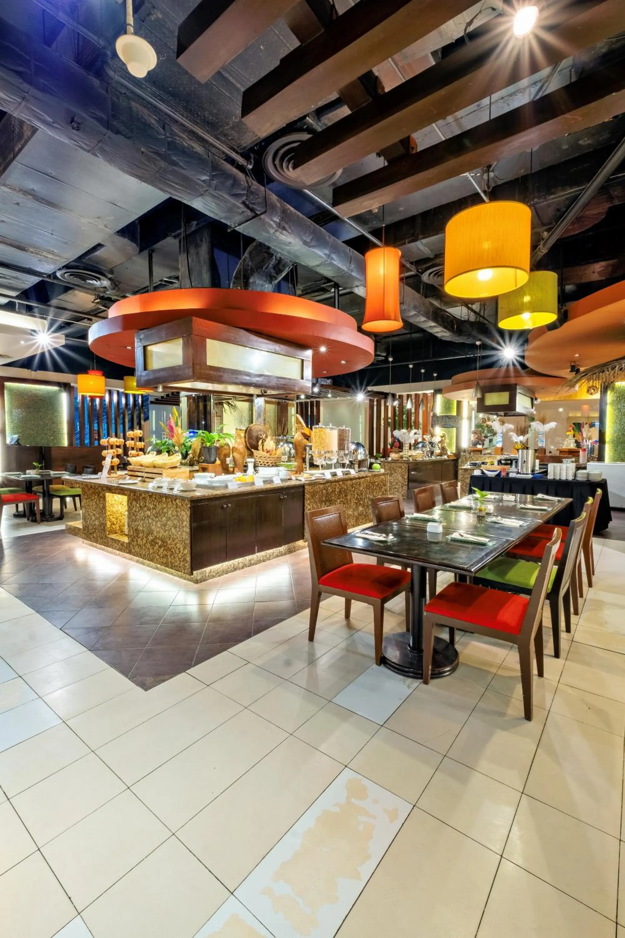 Restaurant/places to eat in Waterfront Cebu City Hotel & Casino