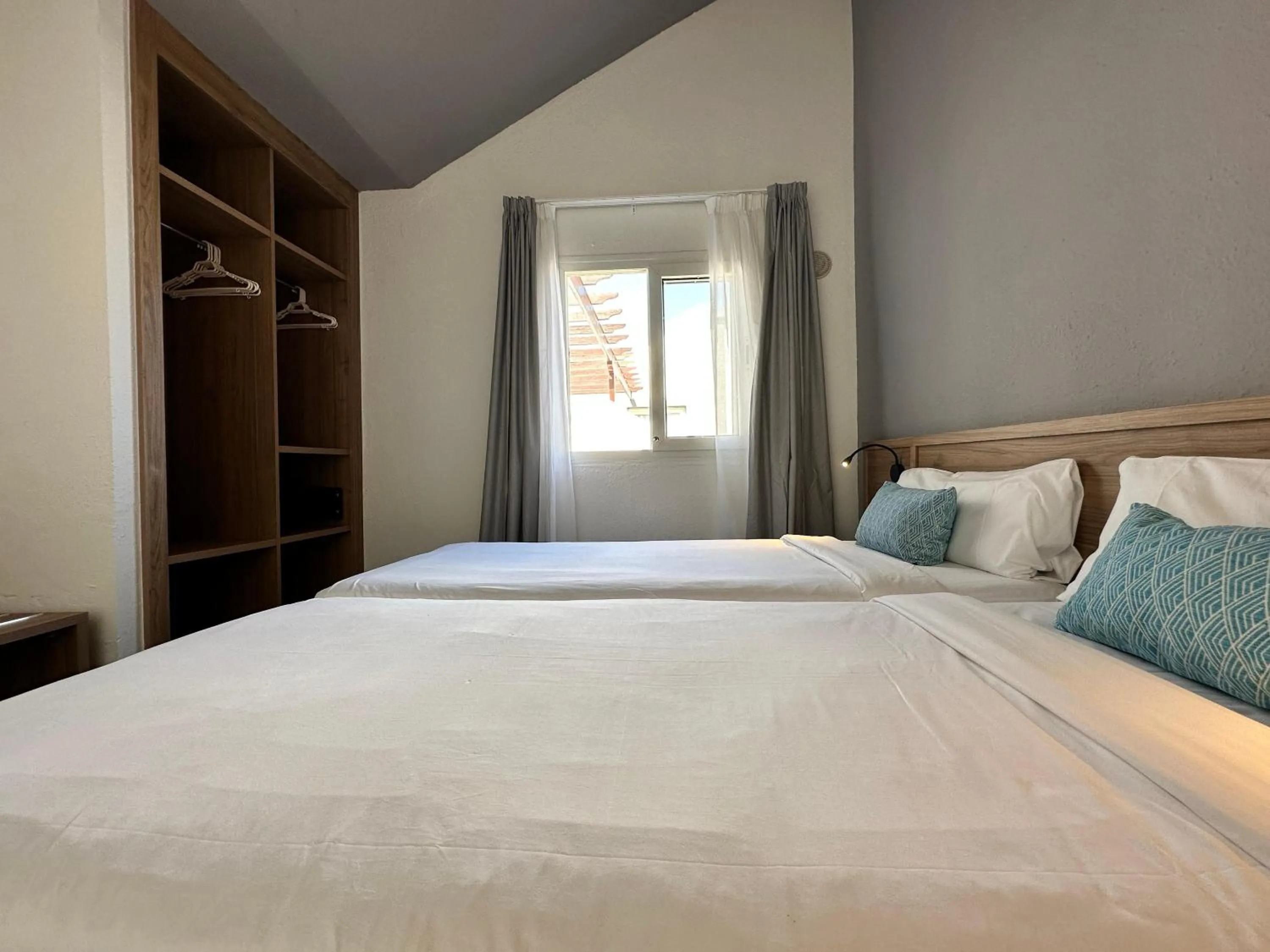 Photo of the whole room, Bed in BLUESEA Club Caleta Dorada