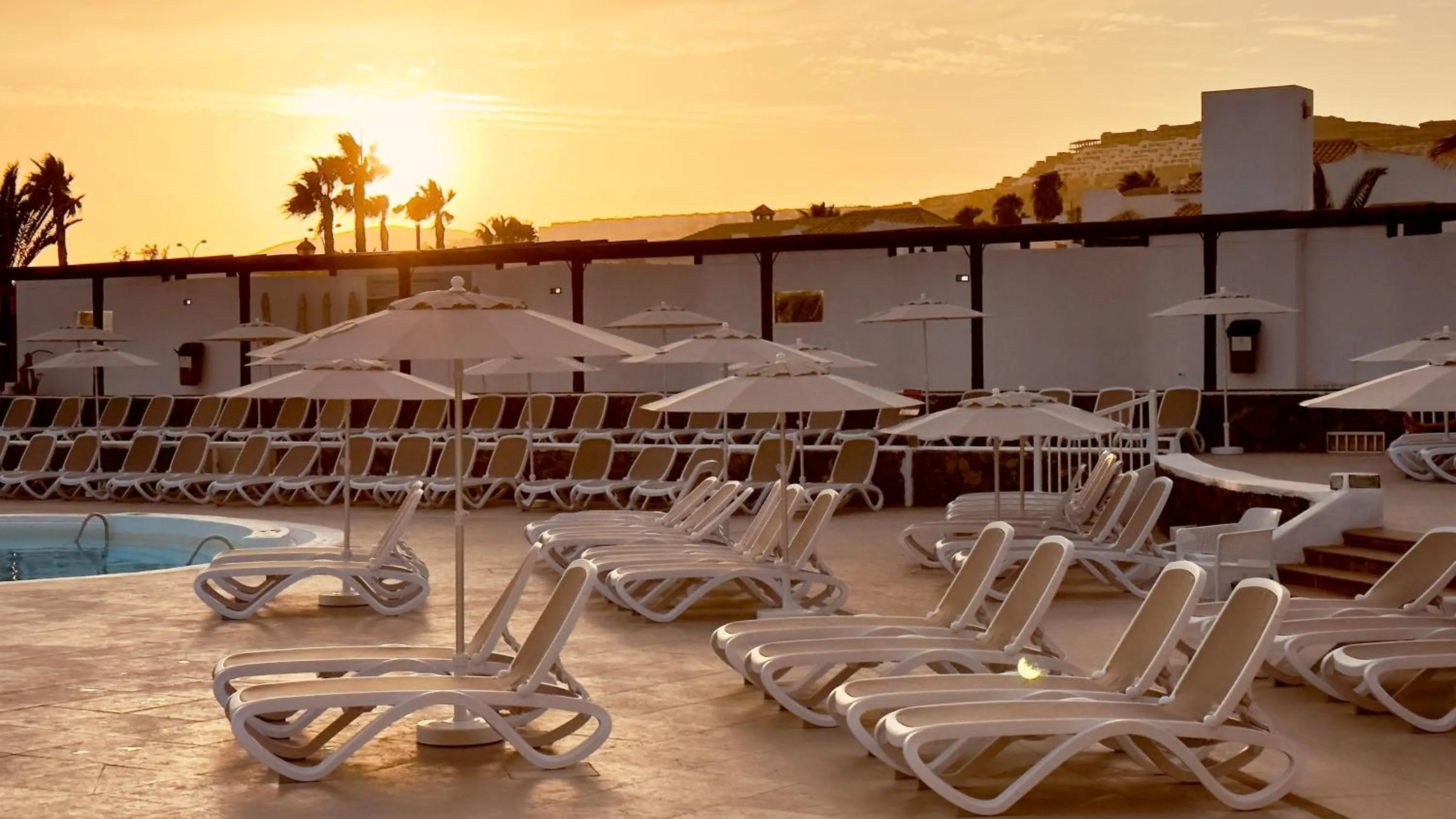 Swimming pool in Caleta Dorada