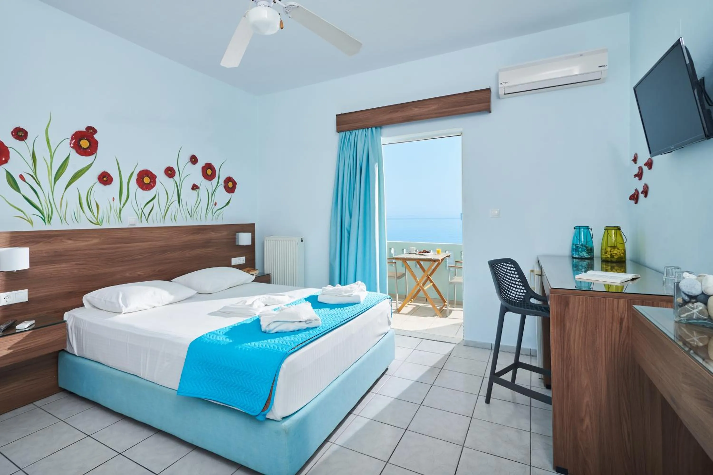 Bedroom, Bed in Aptera Beach