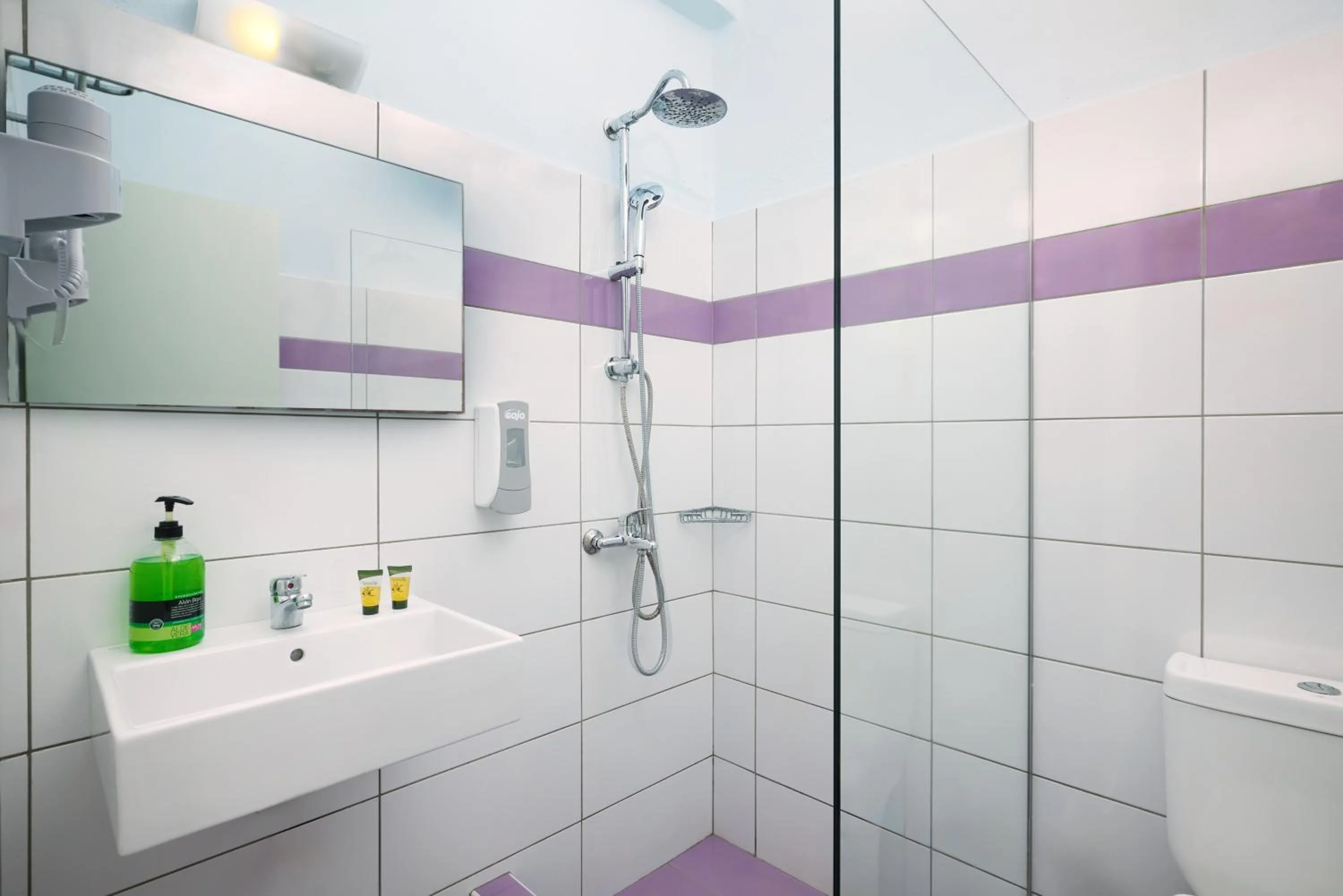 Shower in Aptera Beach