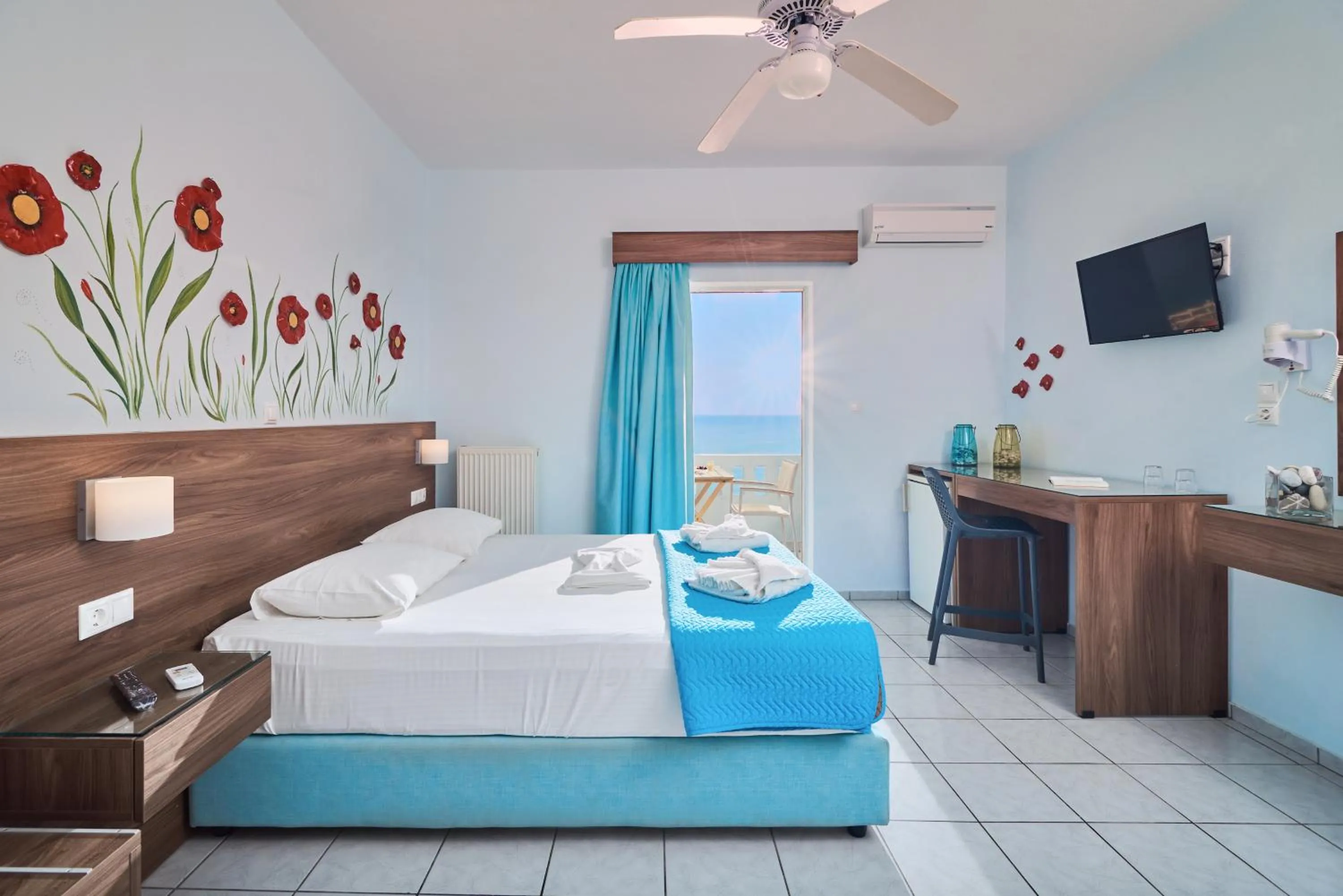 Bedroom, Bed in Aptera Beach