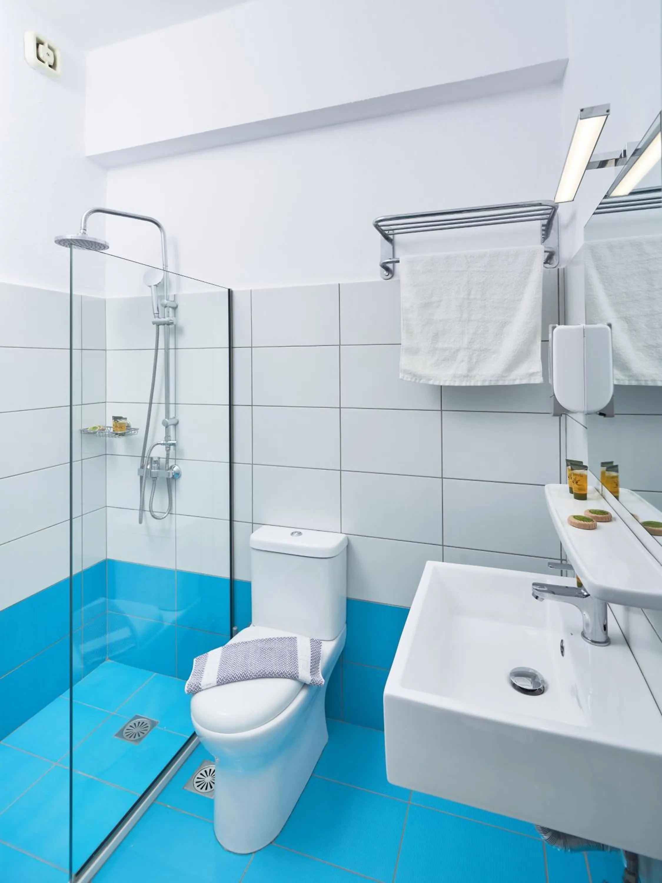 Bathroom in Aptera Beach