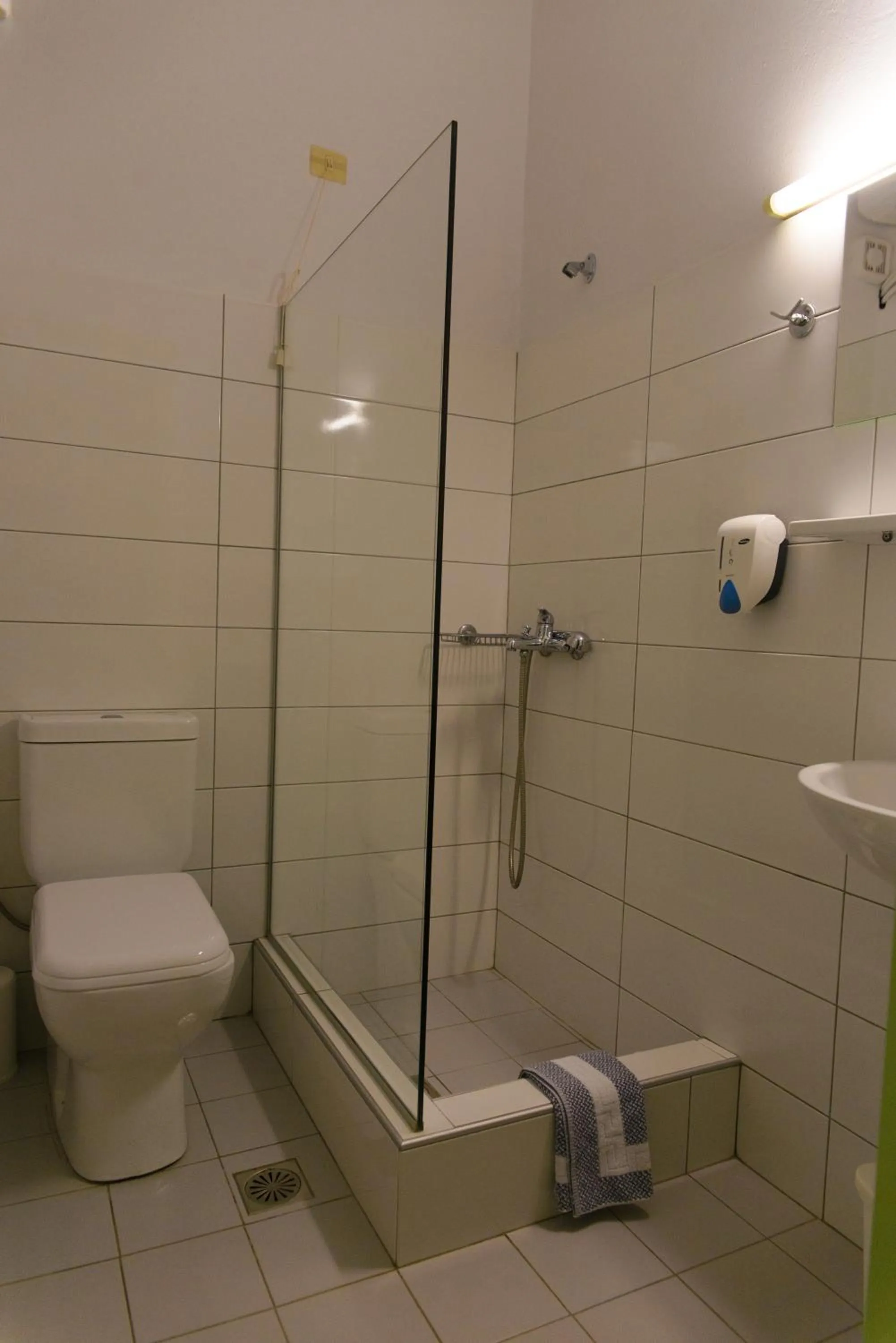 Bathroom in Aptera Beach
