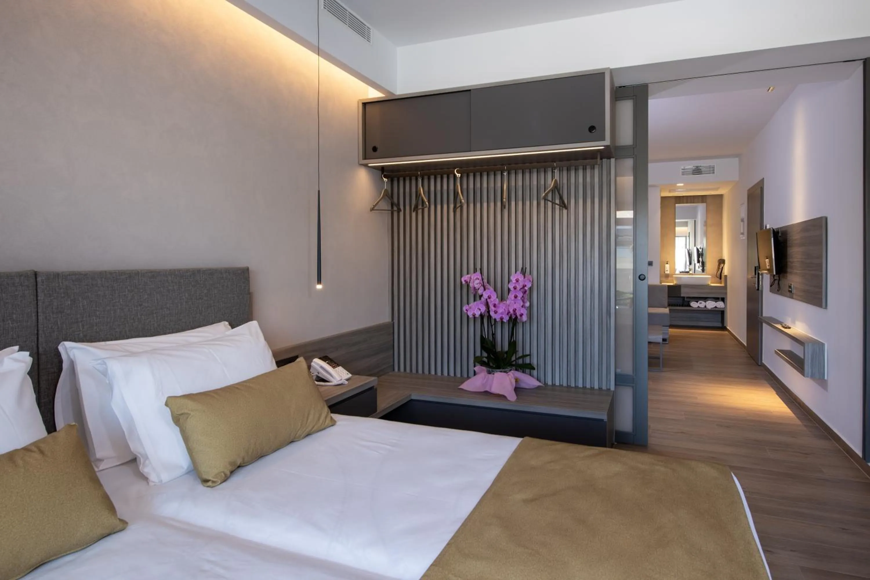 Bed in Creta Palm Resort Hotel & Apartments