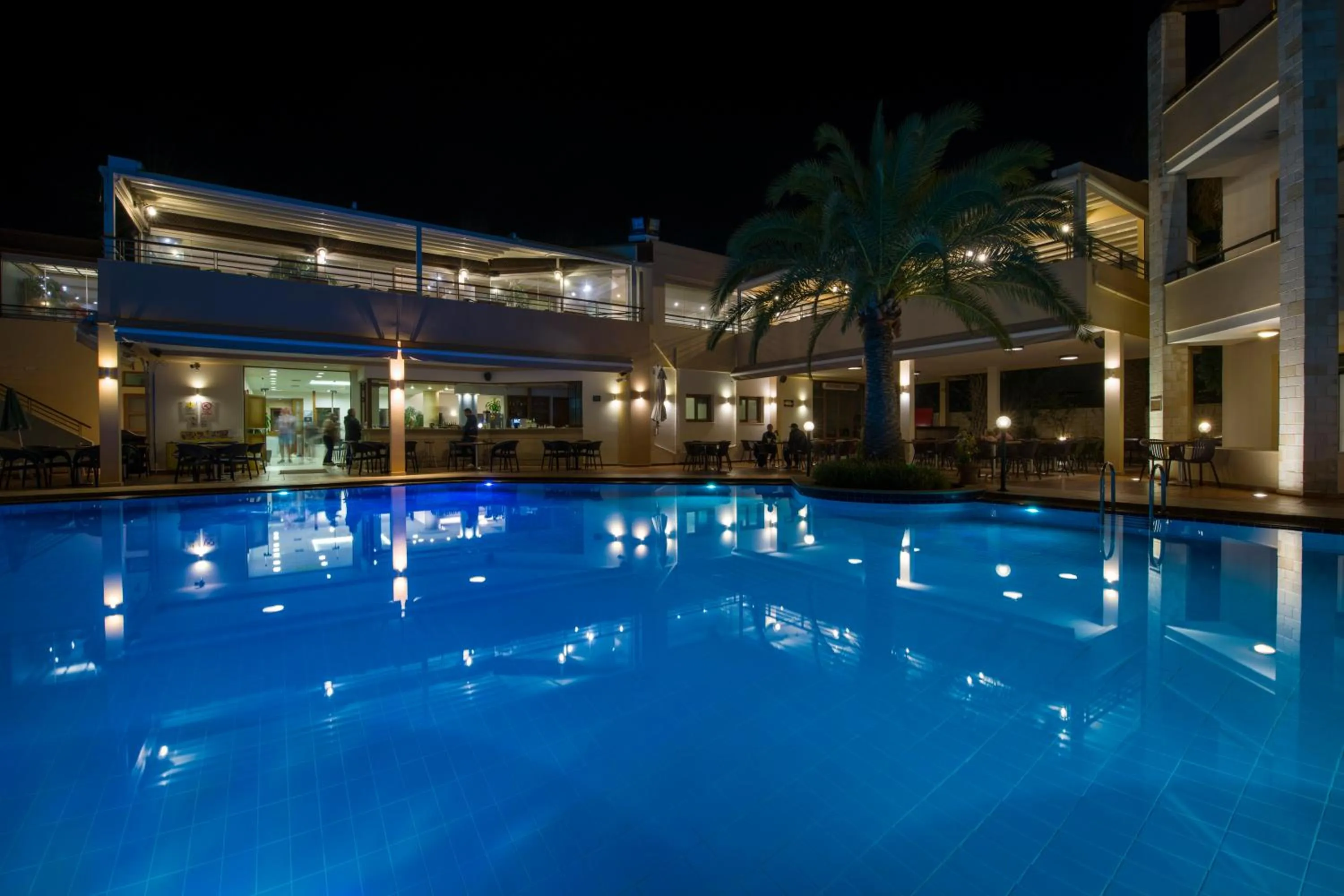 Night in Creta Palm Resort Hotel & Apartments
