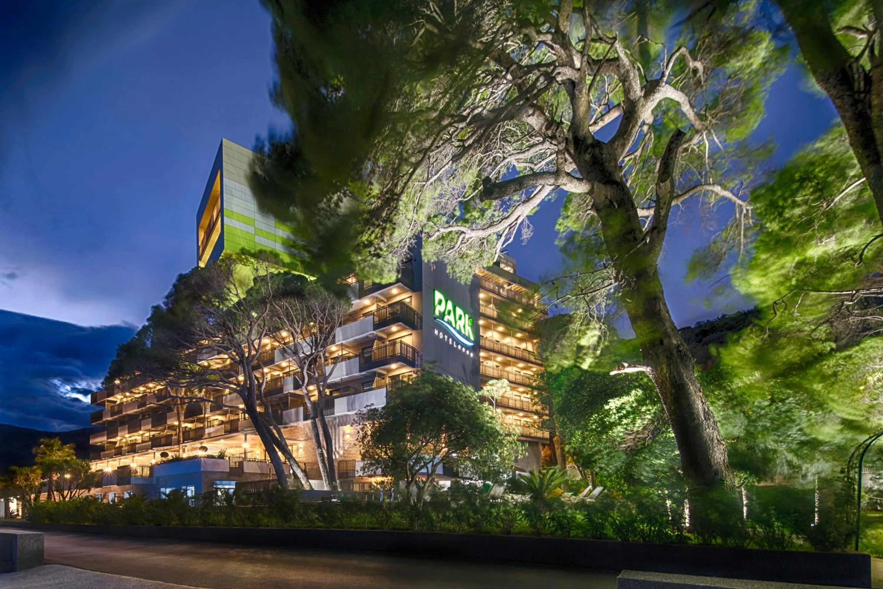 Garden in Carine Hotel Park