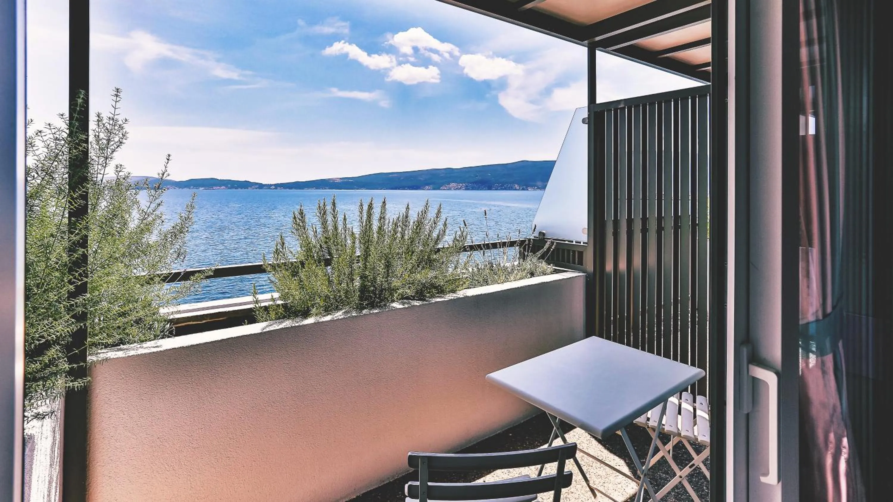 Bed in Carine Hotel Park