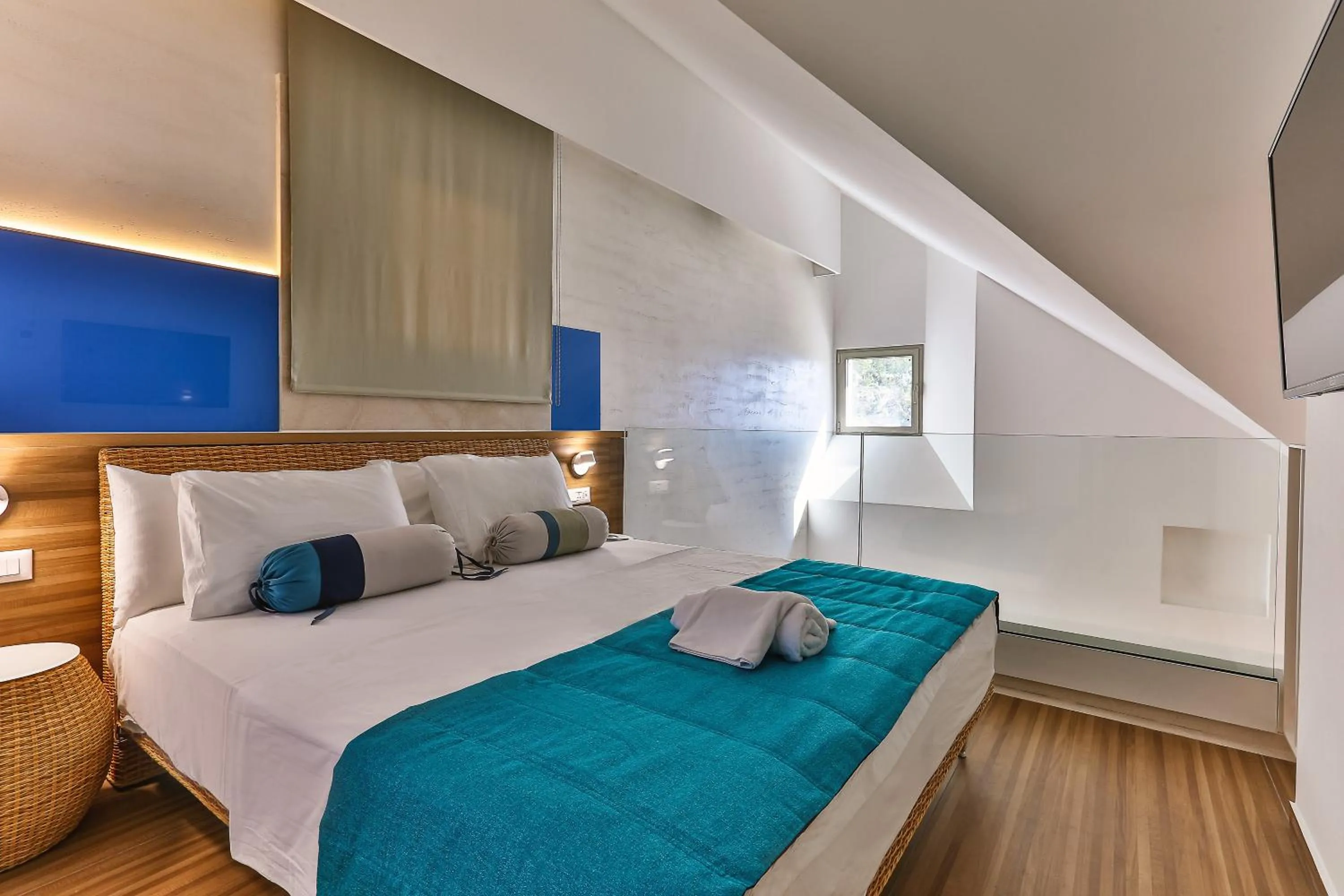 Bedroom, Bed in Carine Hotel Park