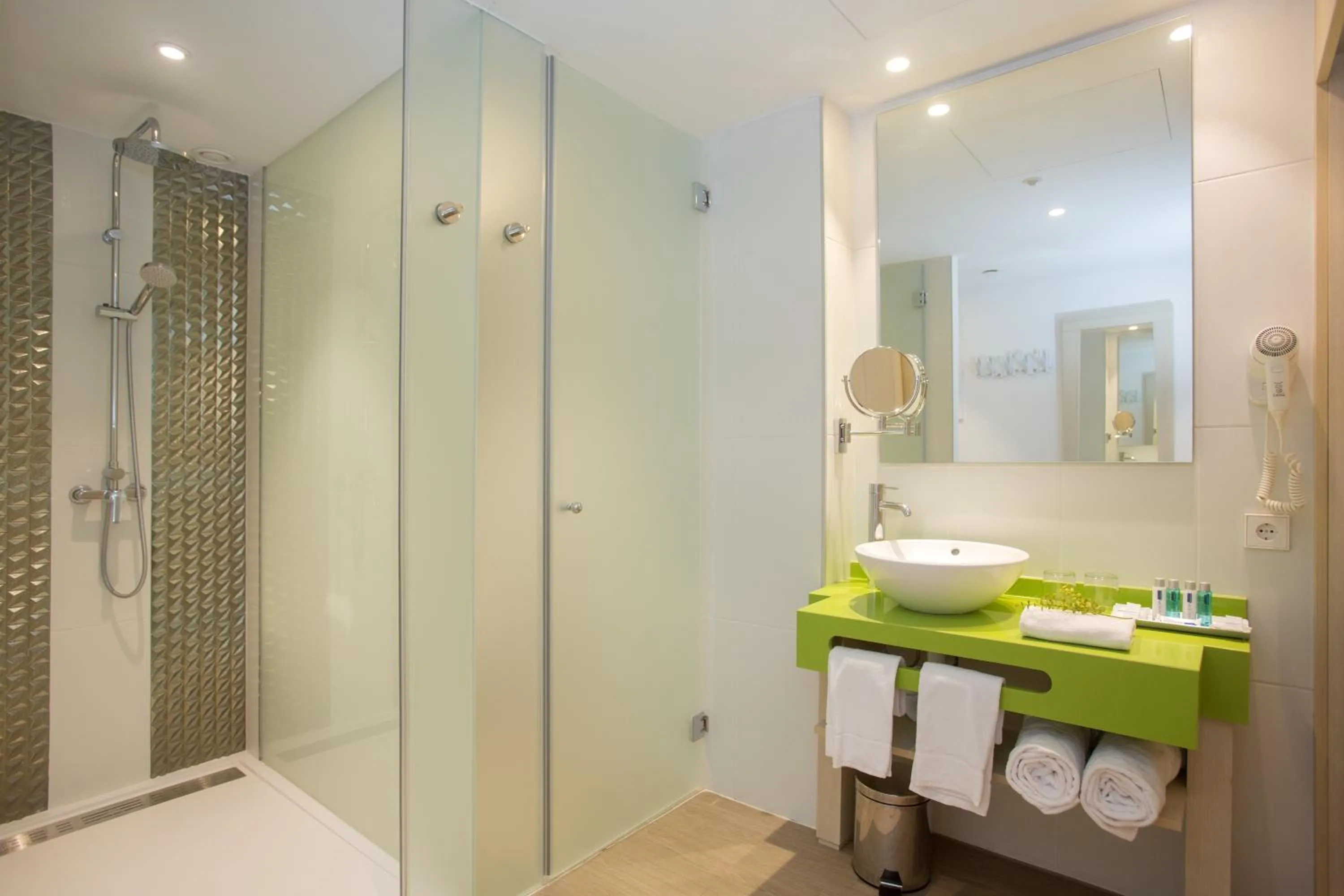 Bathroom in Hotel Luxor