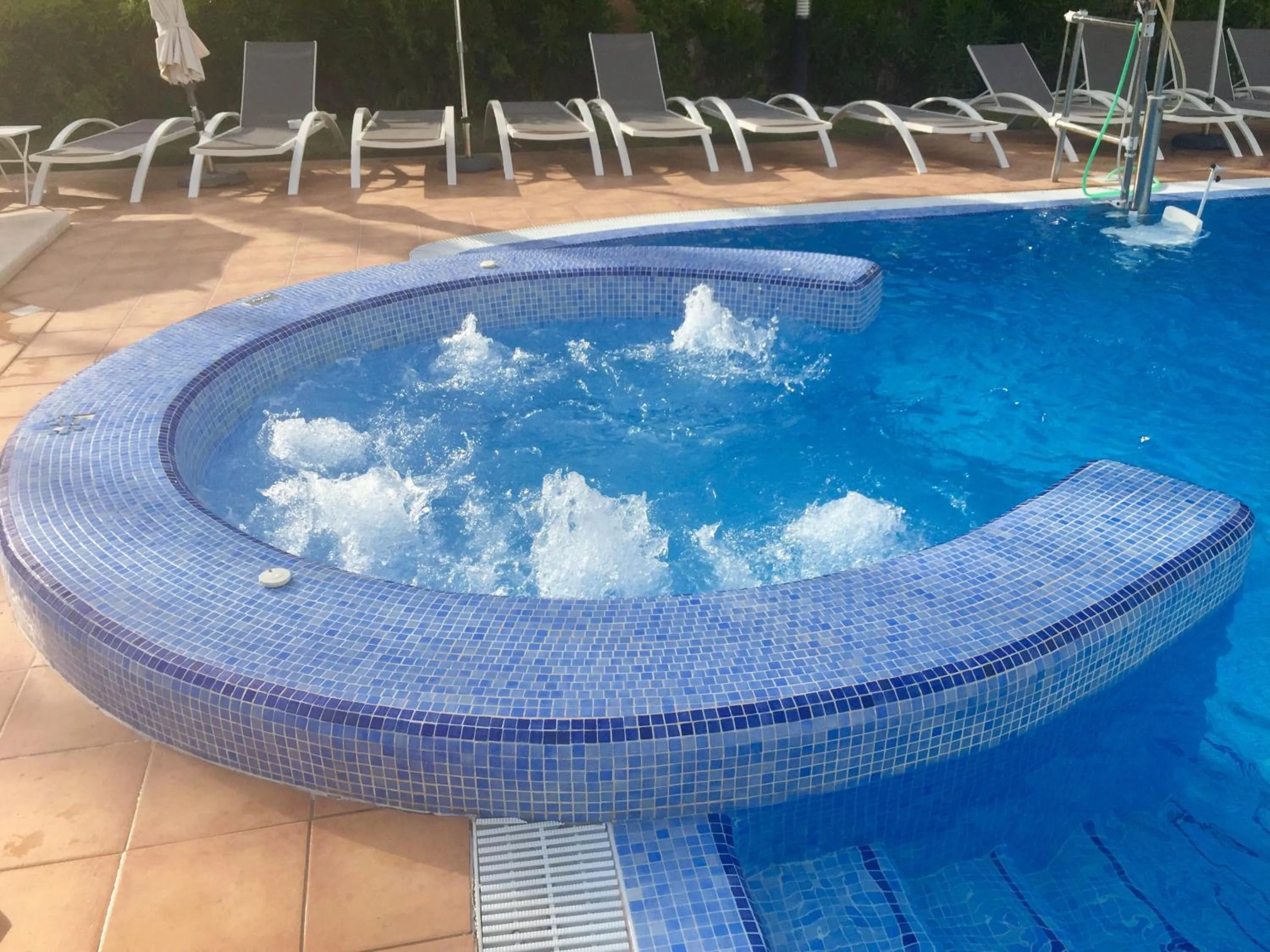 Summer in Hotel Luxor