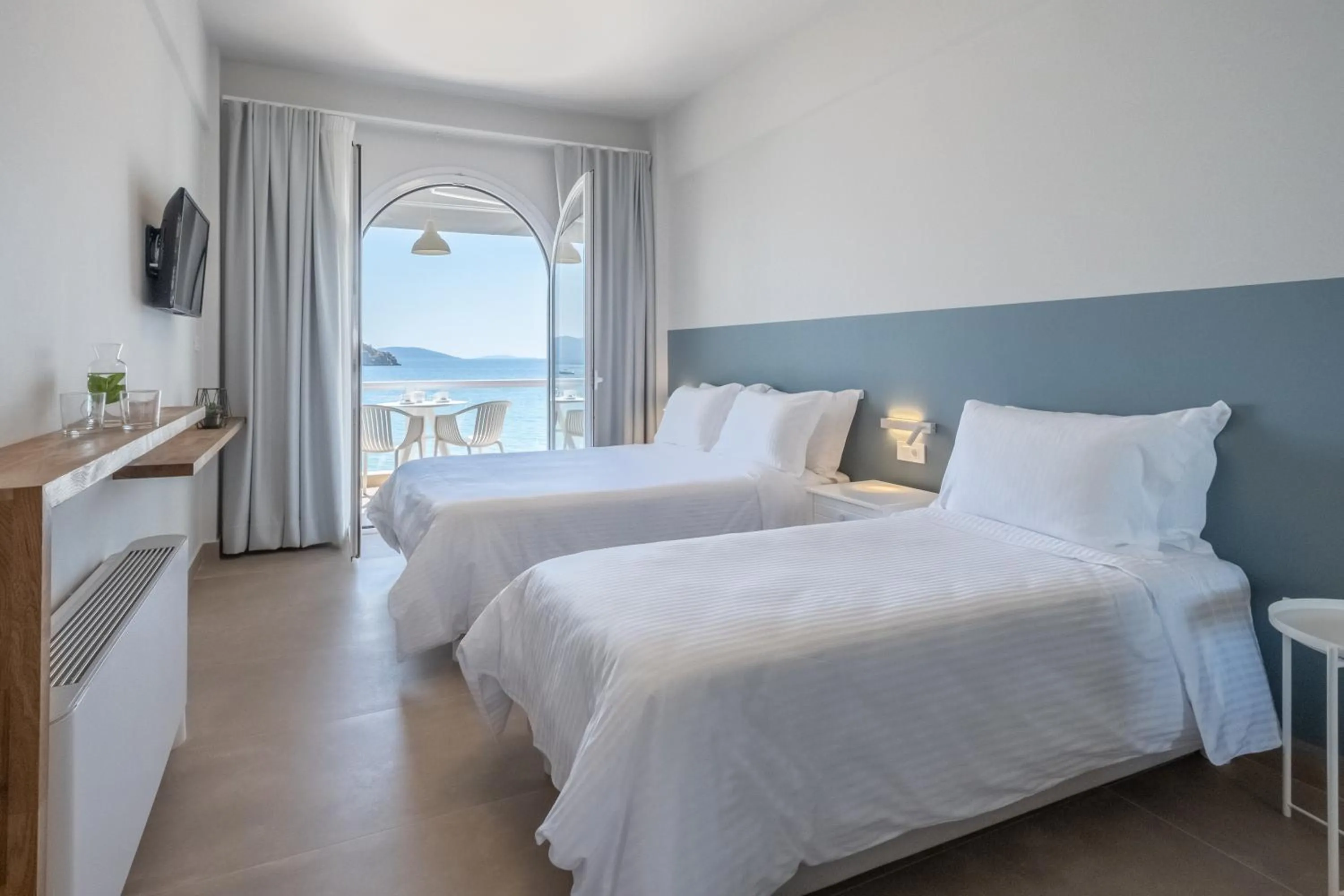 Bed in Nelly's Apartments