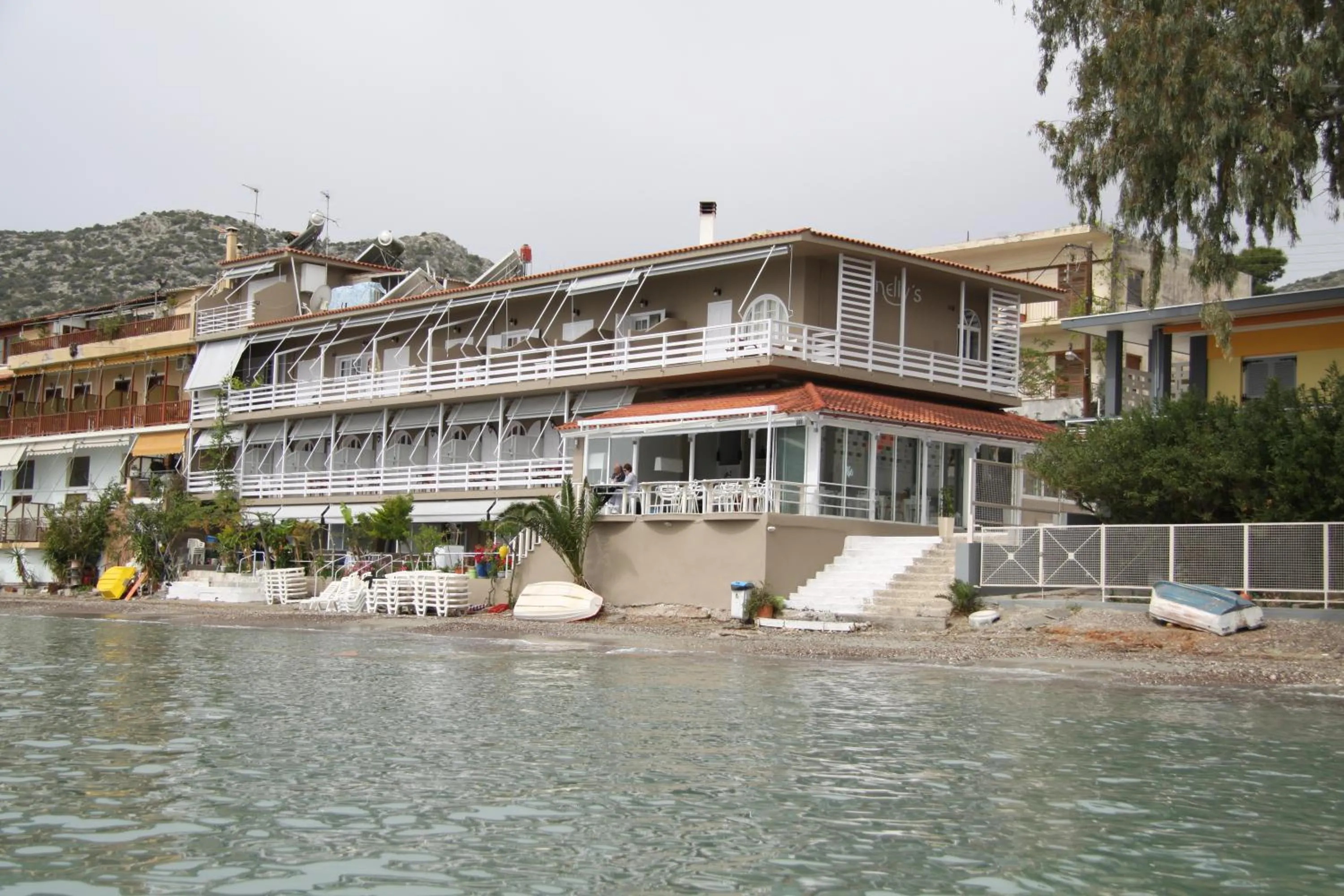 Day in Nelly's Apartments