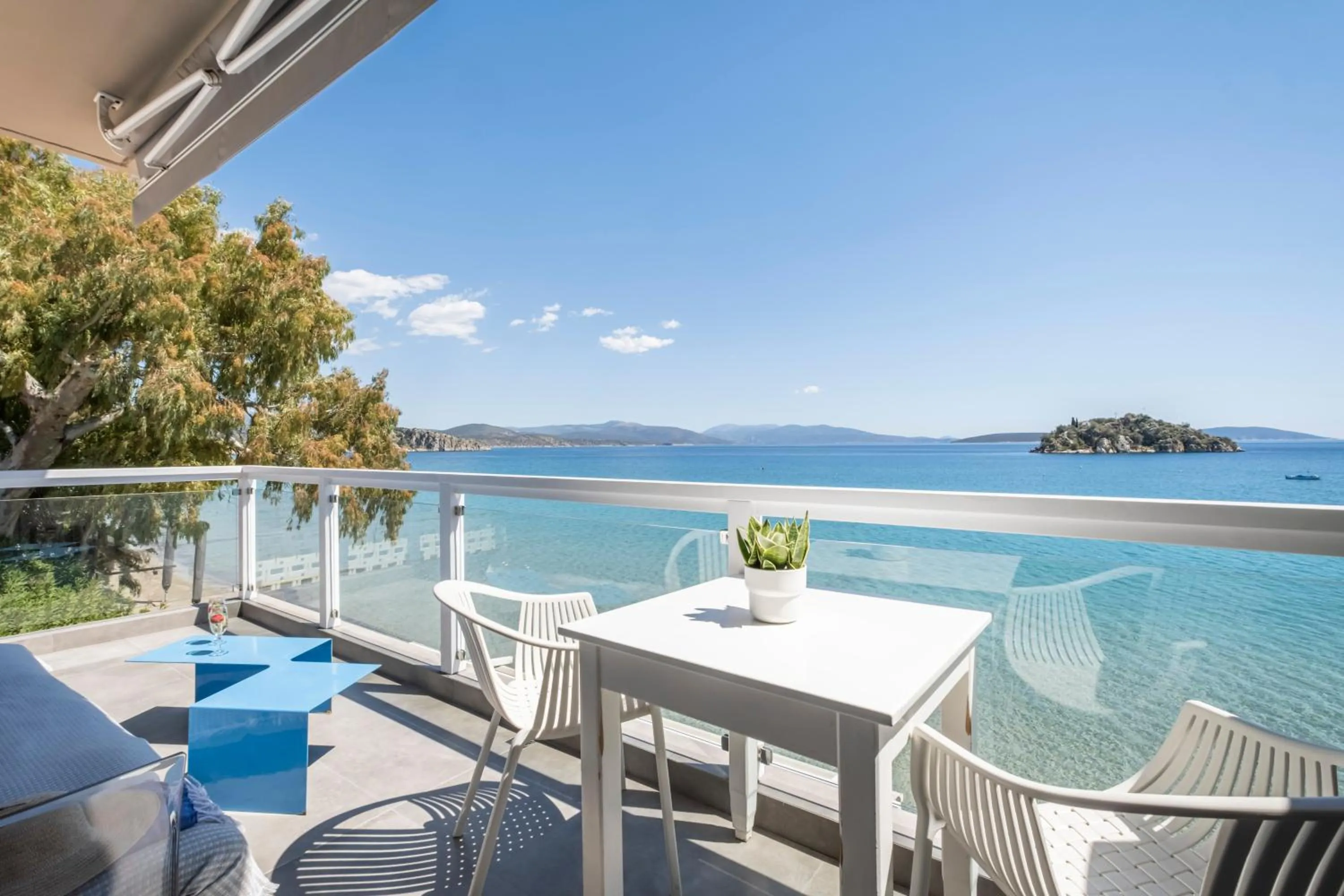 Balcony/Terrace in Nelly's Apartments