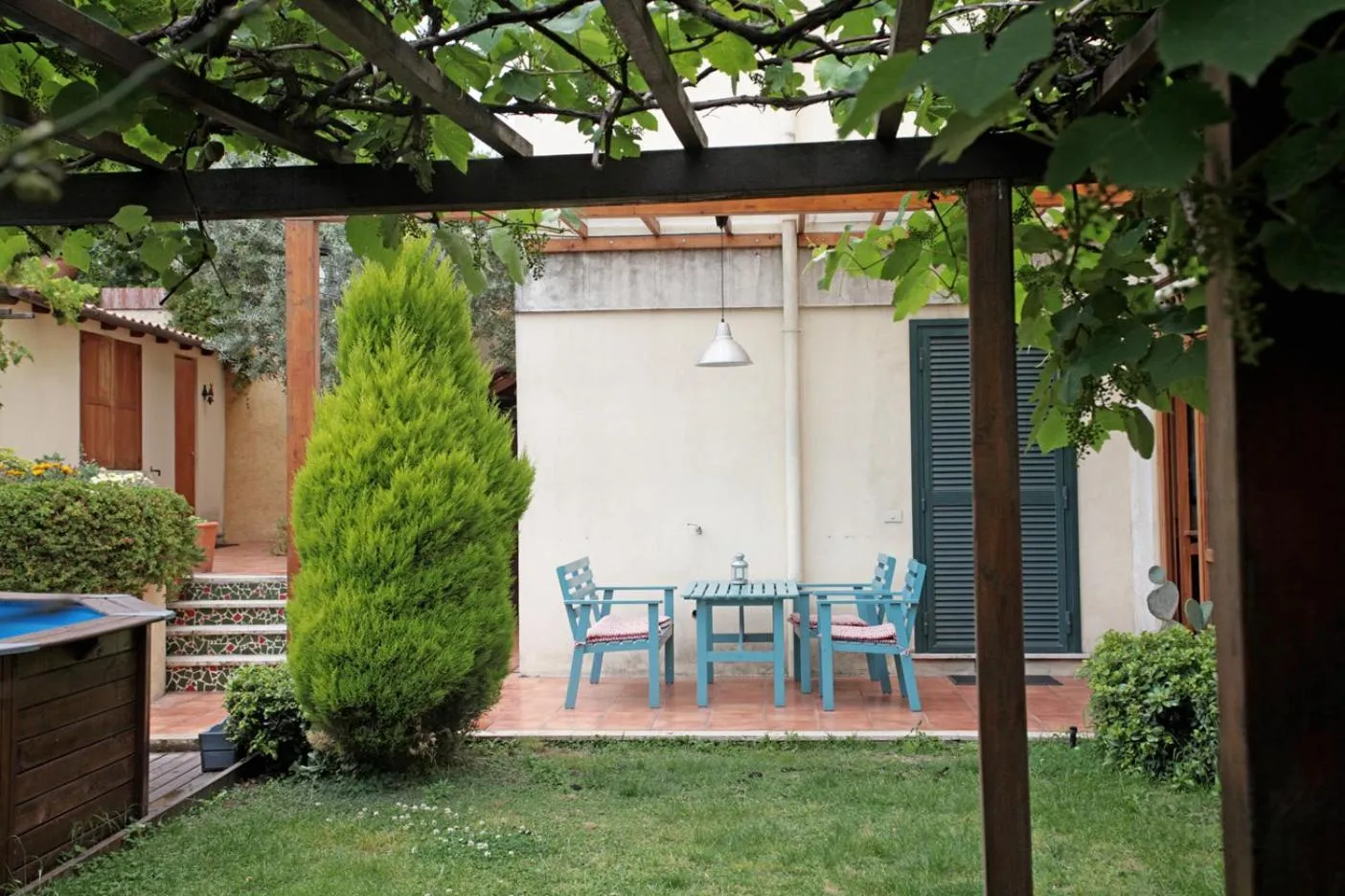 Property building in B&B Villa Rome