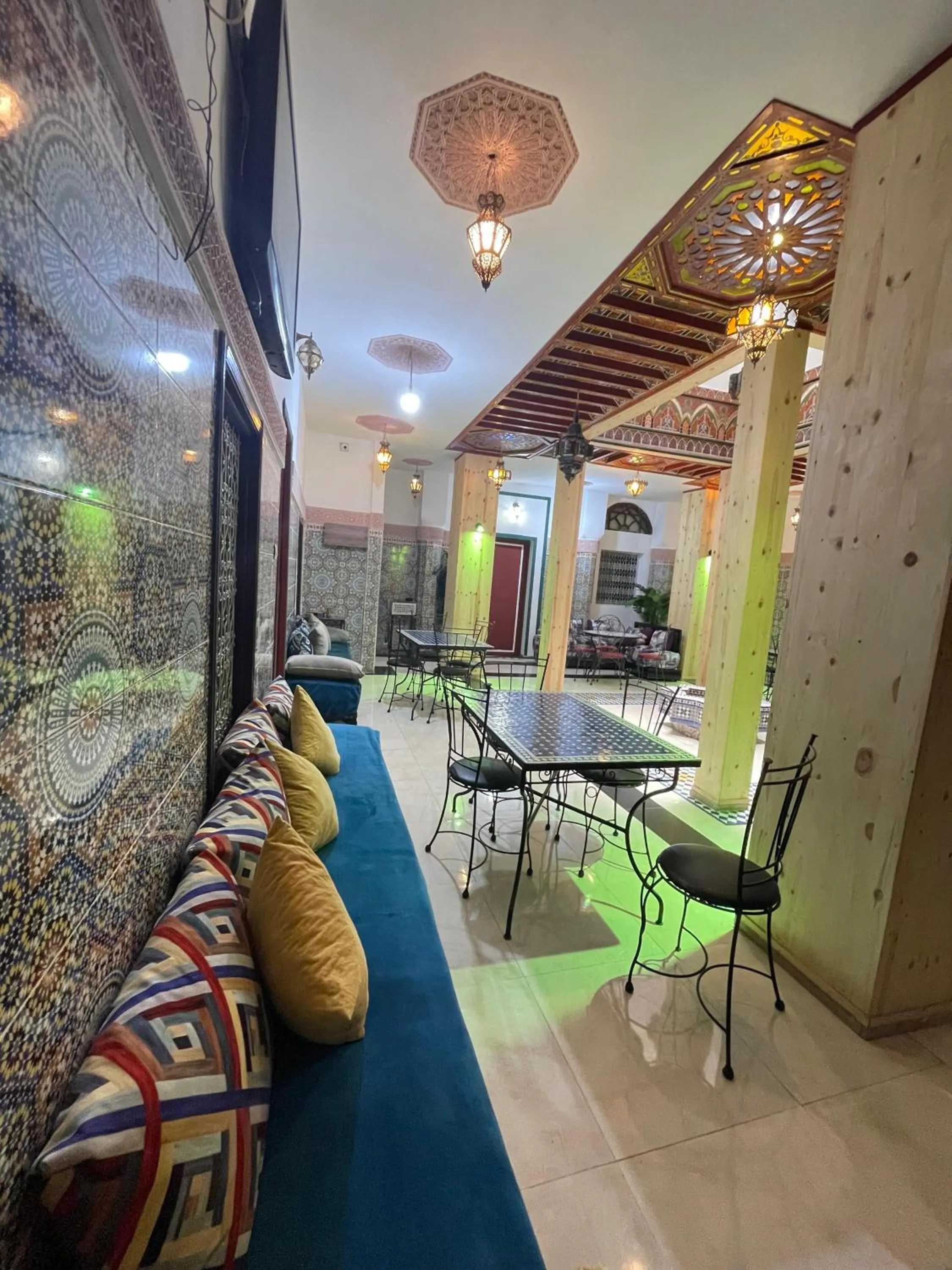 Living room in La Casa Espanyola