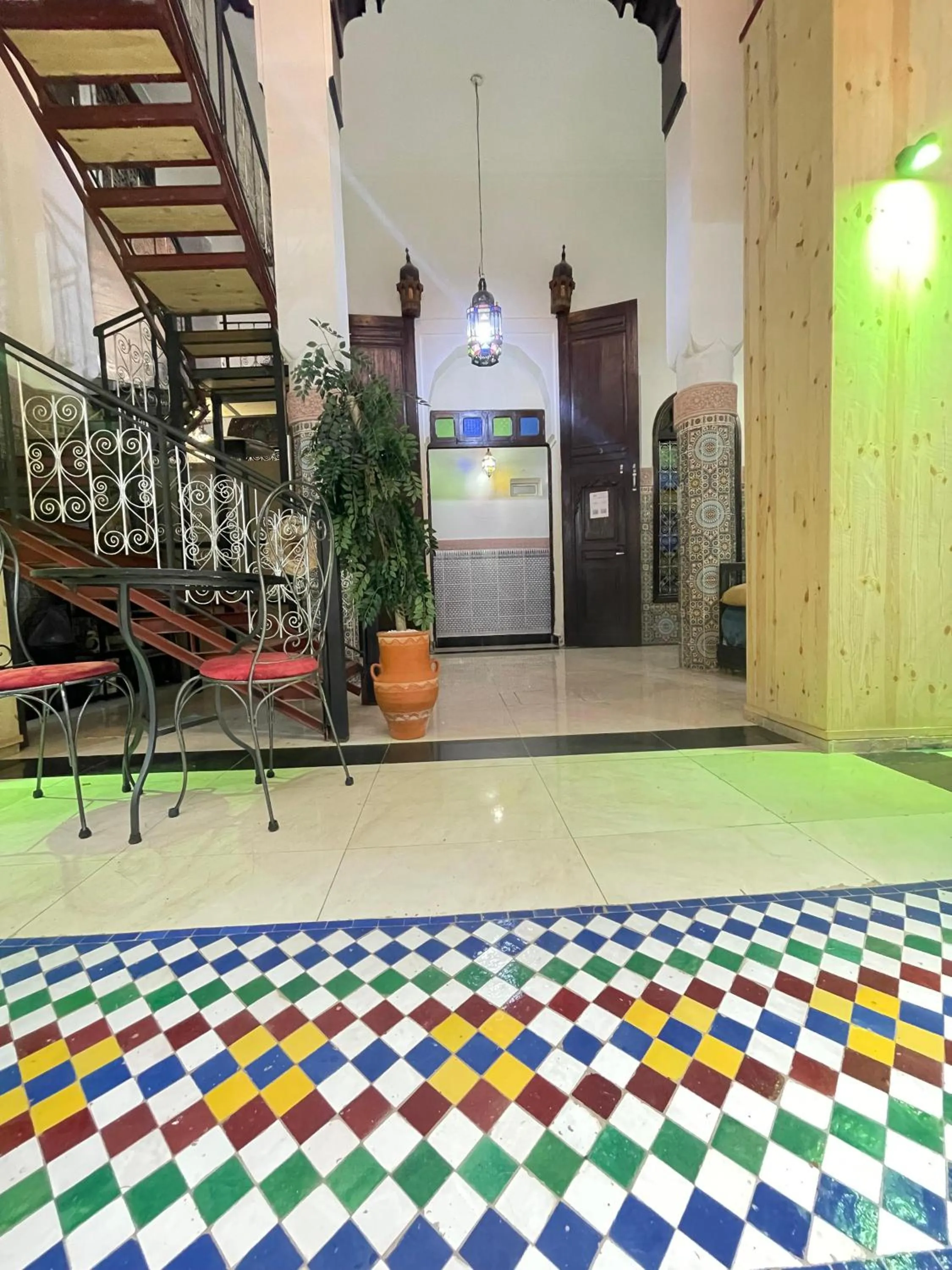 Property building in La Casa Espanyola