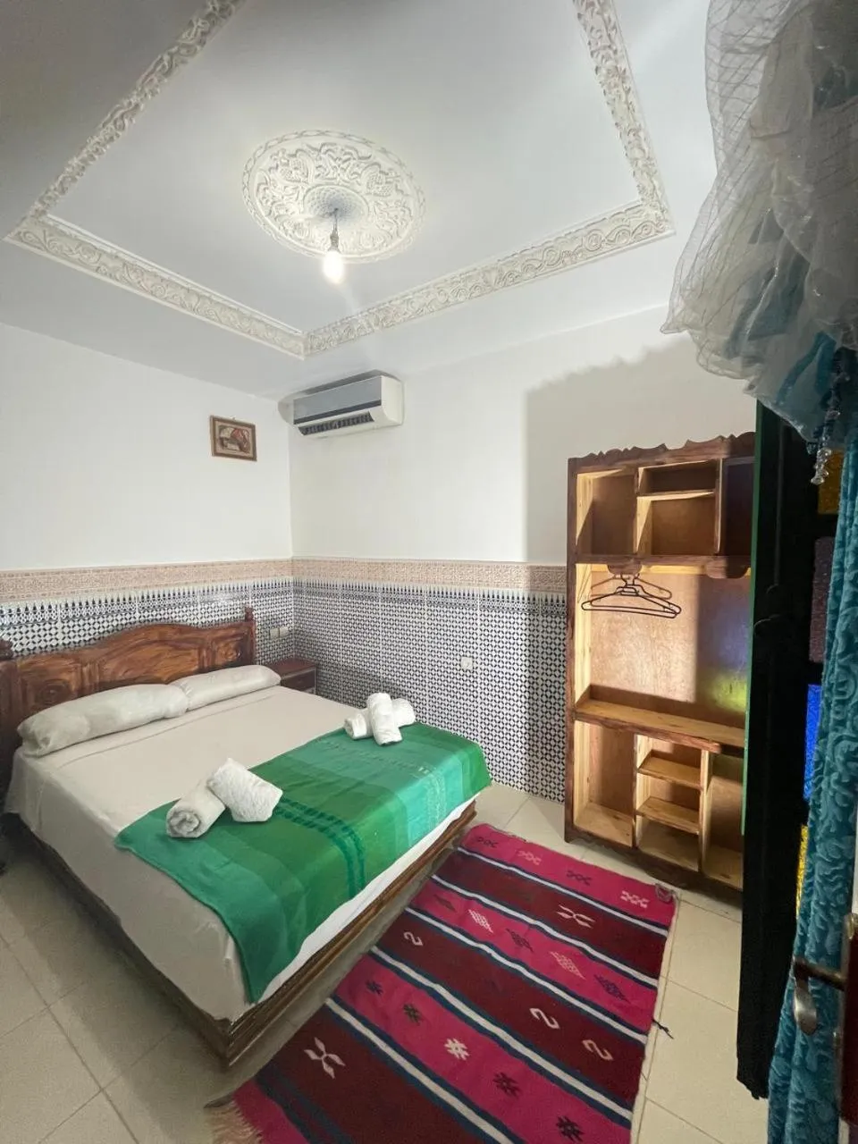 air conditioner, Bed in La Casa Espanyola