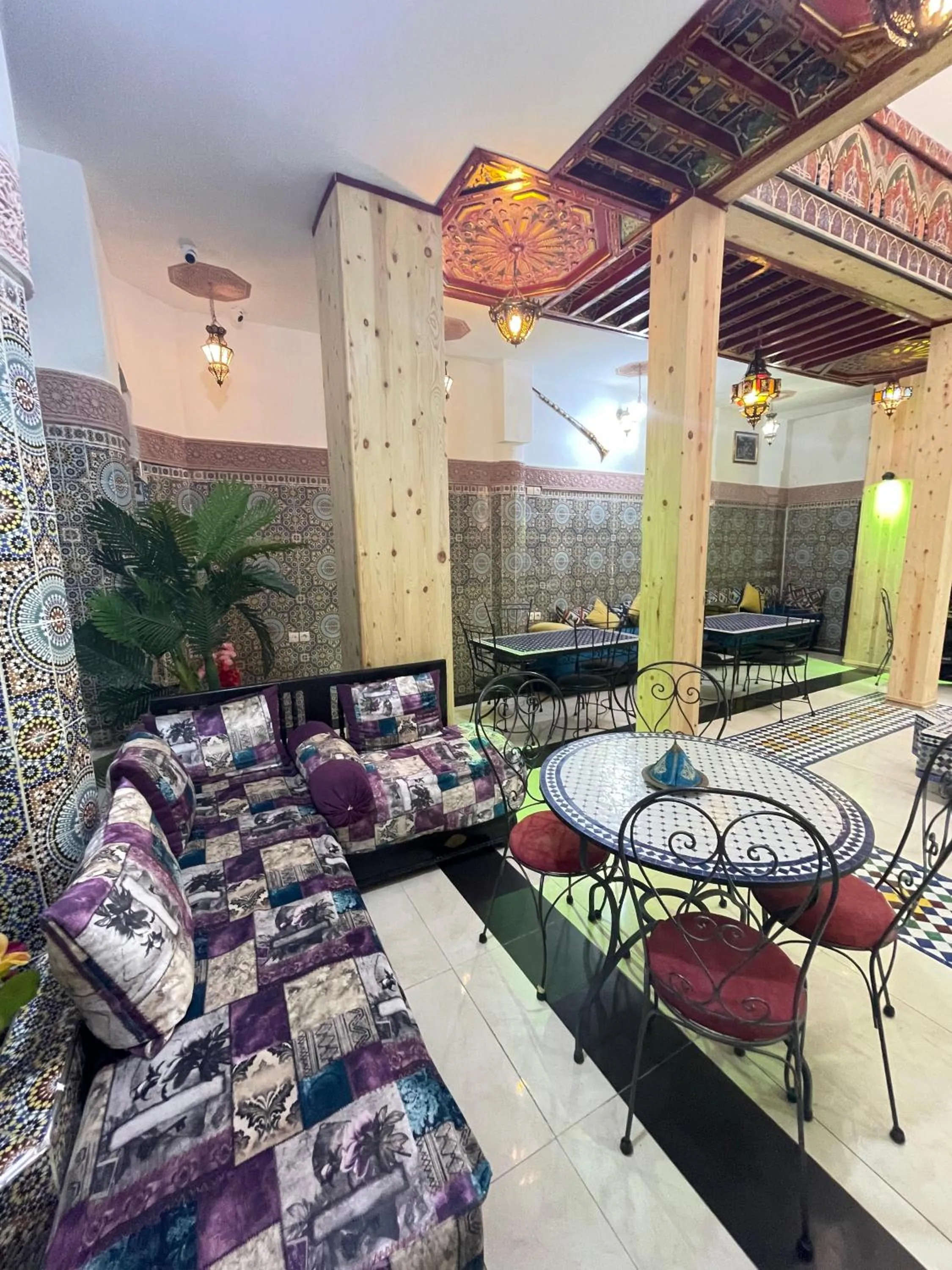 Dining area in La Casa Espanyola