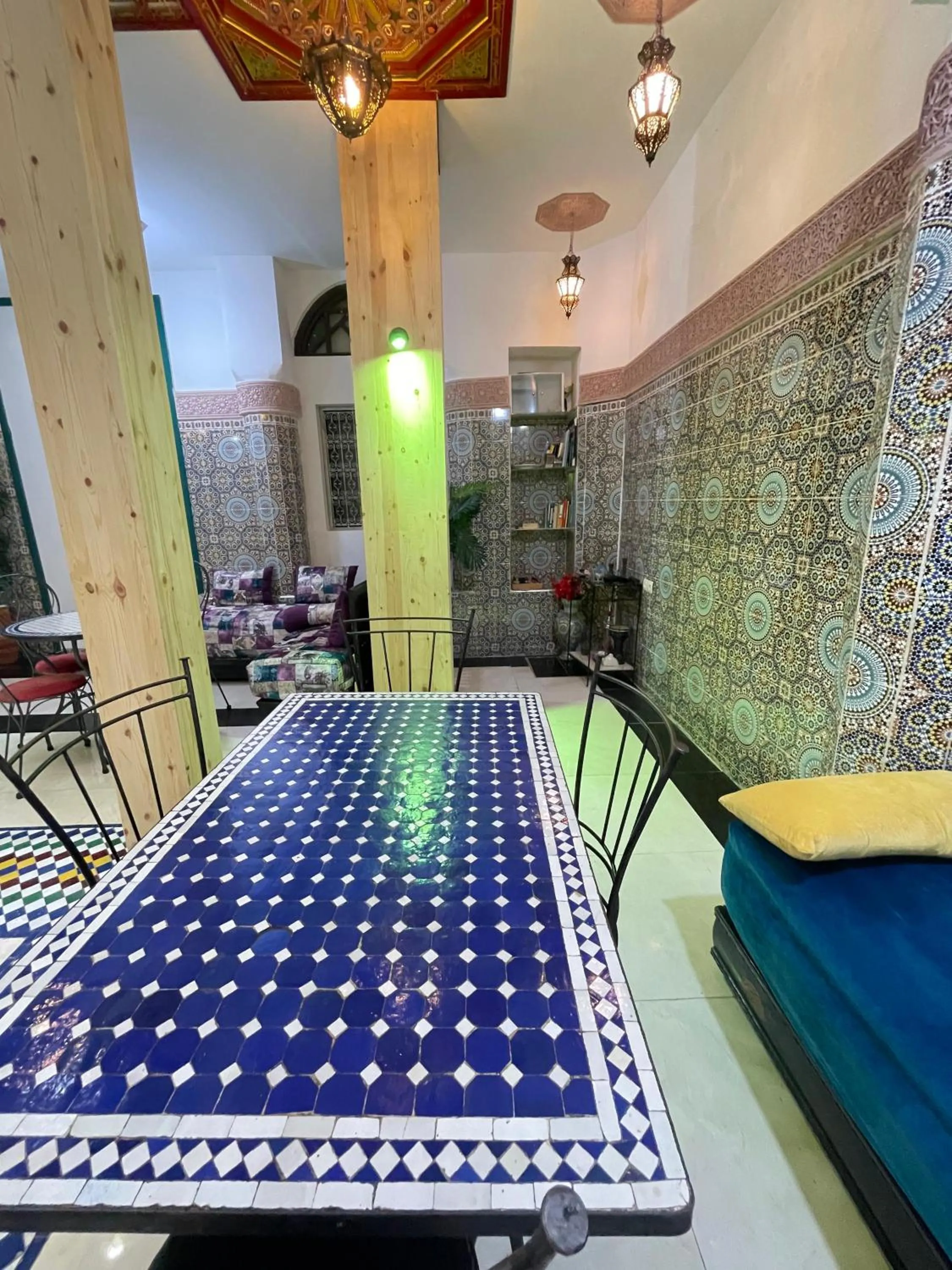 Living room in La Casa Espanyola