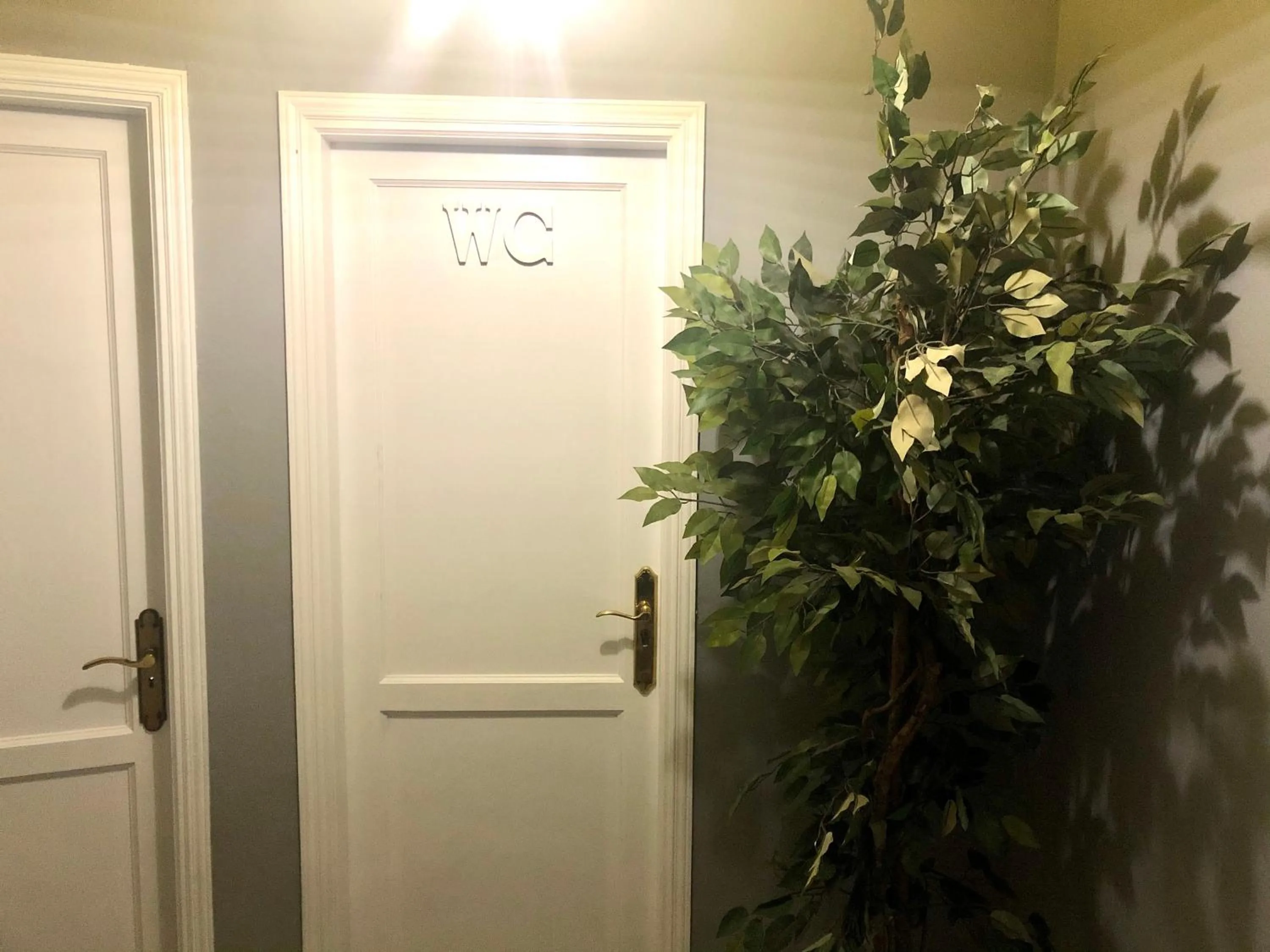 Bathroom in Pensión Playa